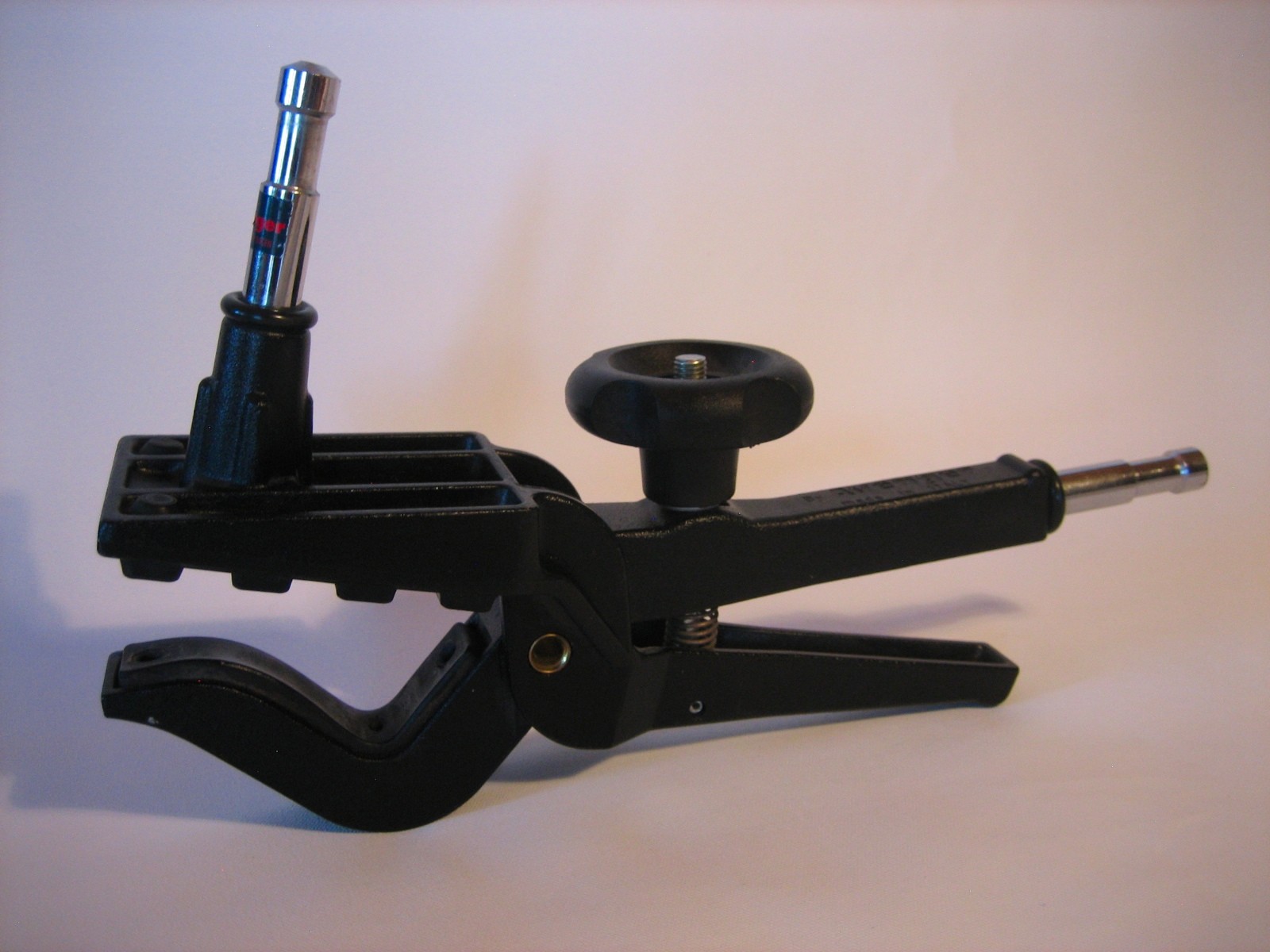 Bogen Avenger Pelican Clamp - Production Light Mount