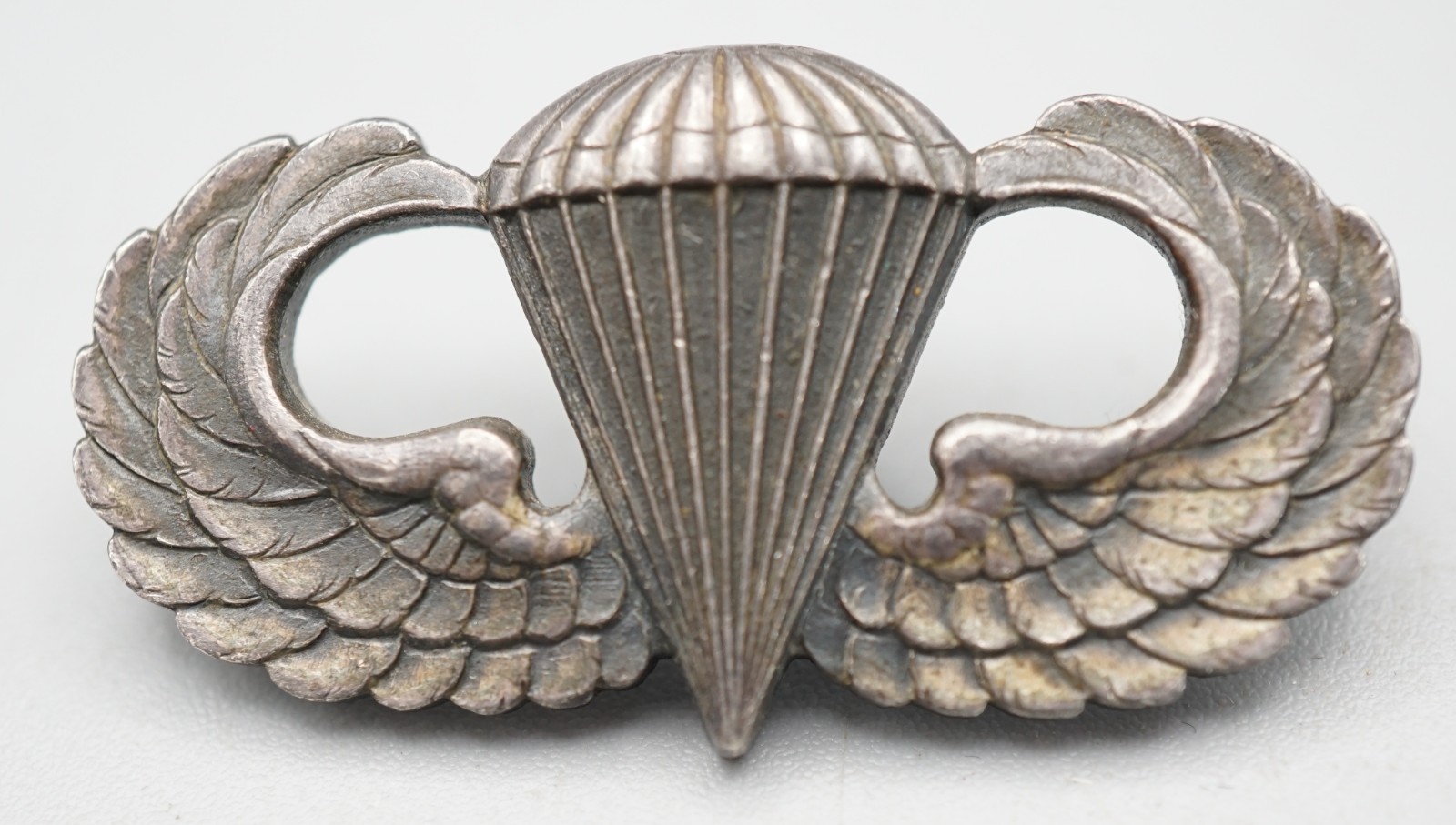 Vietnam War Sterling Army Airborne Paratrooper Jump Wings Badge by Meyer RARE