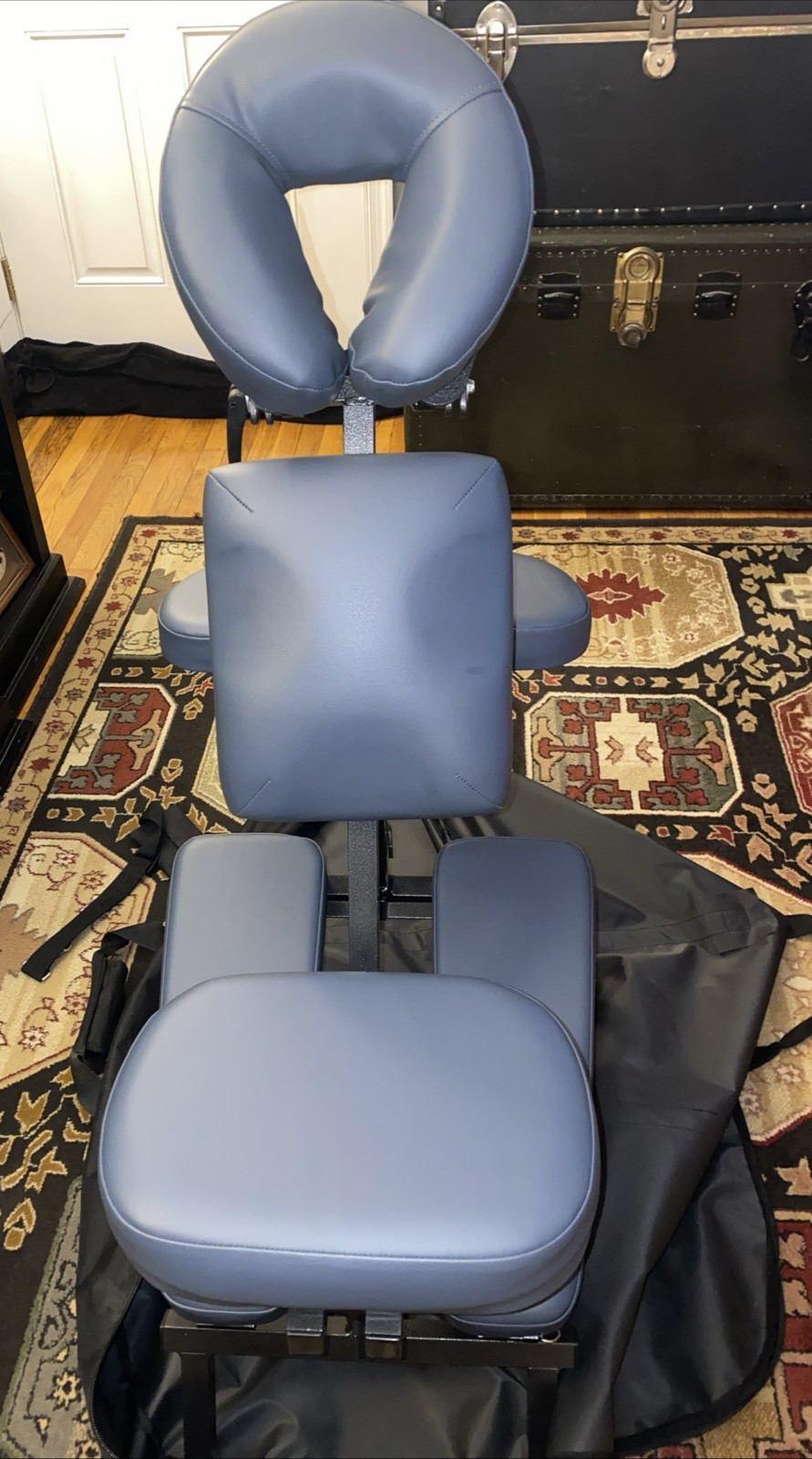 Massage or Tattoo Chair W/Carrying Case Bag (Portable) Professional Use/Blue