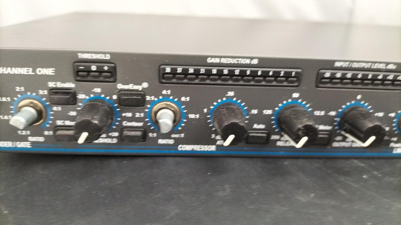 DBX 1066 Compressor