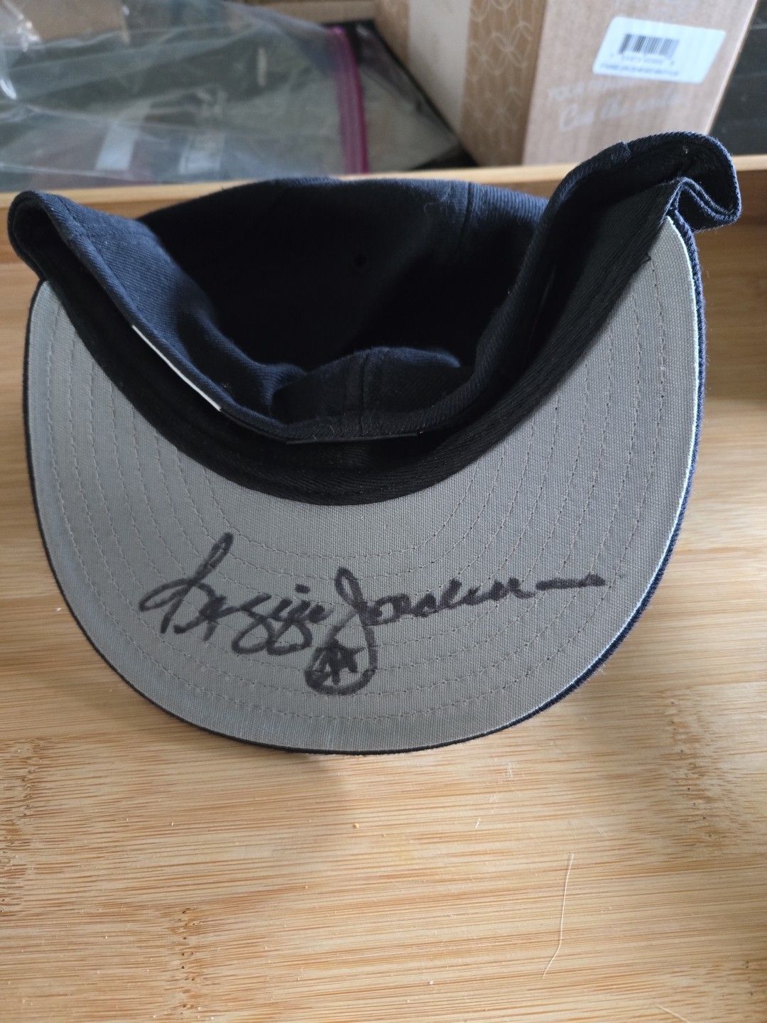 Signed REGGIE JACKSON NY YANKEE CAP.