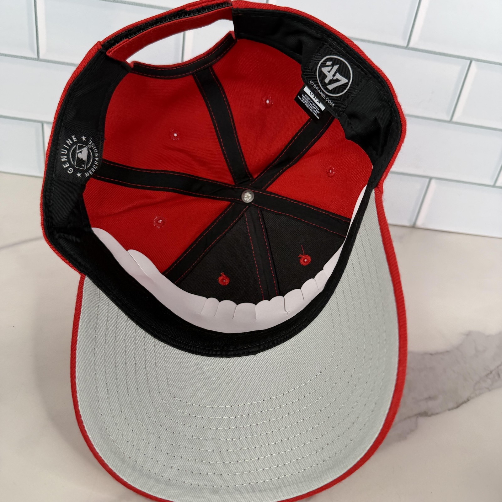 Cincinnati Reds Hat Cap Adjustable Mens Red Baseball 47 MVP Structured NEW