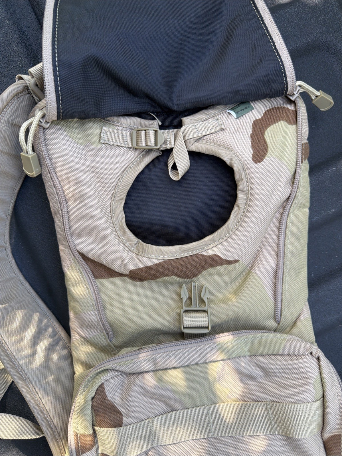 Camelbak M.U.L.E. Maximum Gear Desert Camo hydration pack Without Bladder