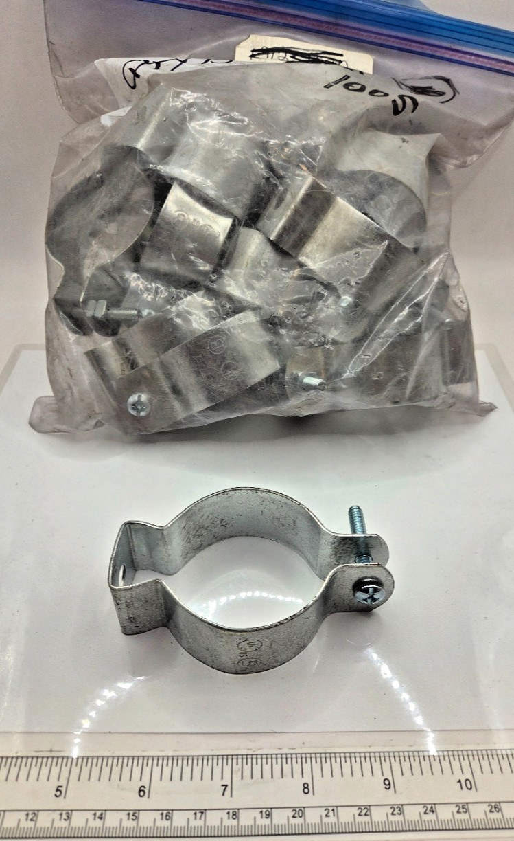 LOT OF 15 B-LINE 2" SIZE 5 CONDUIT & CABLE HANGERS - SCREW ON ZINC PLATED 0103I