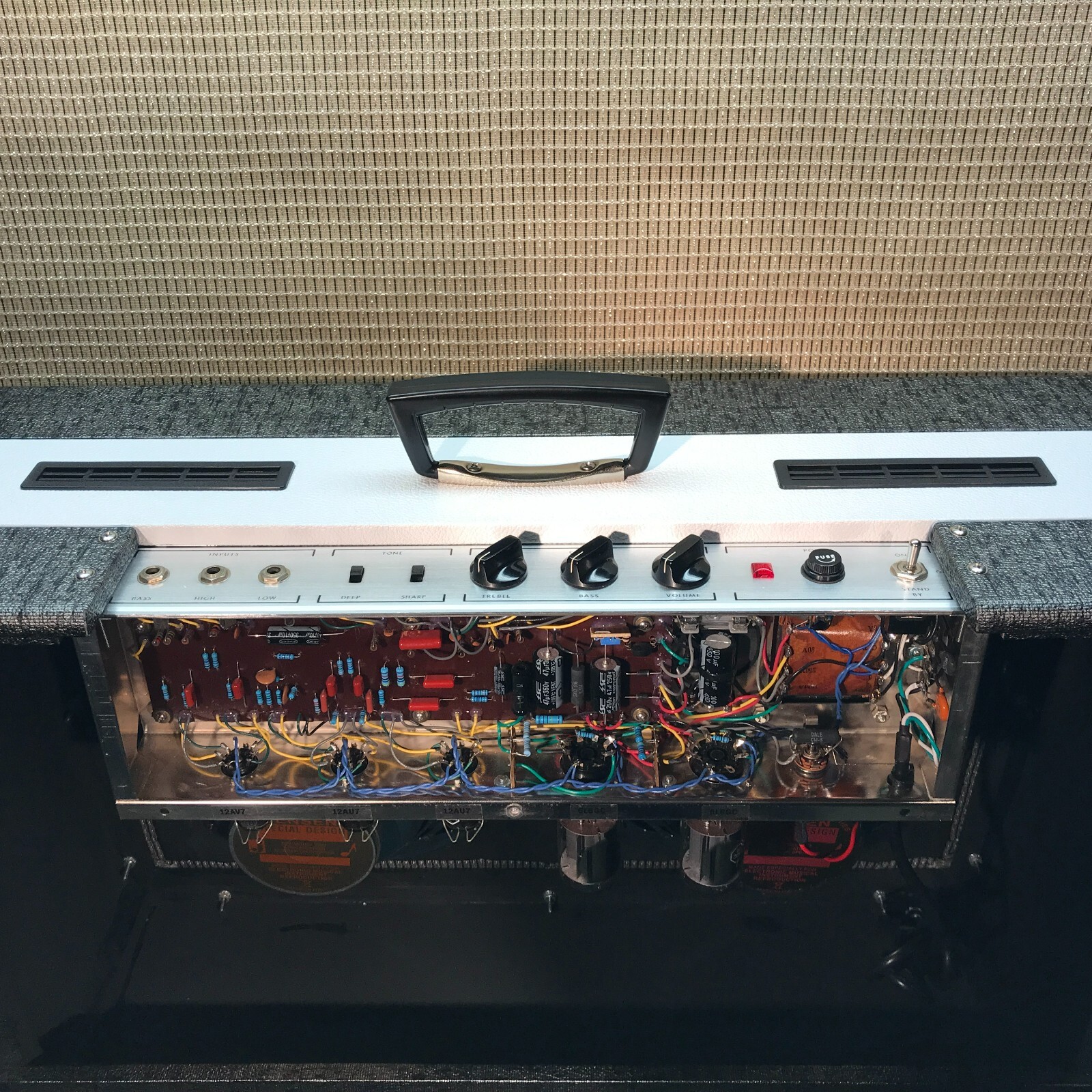 Univox 2x12 Custom Combo Guitar Amplifier (Amp) U-235