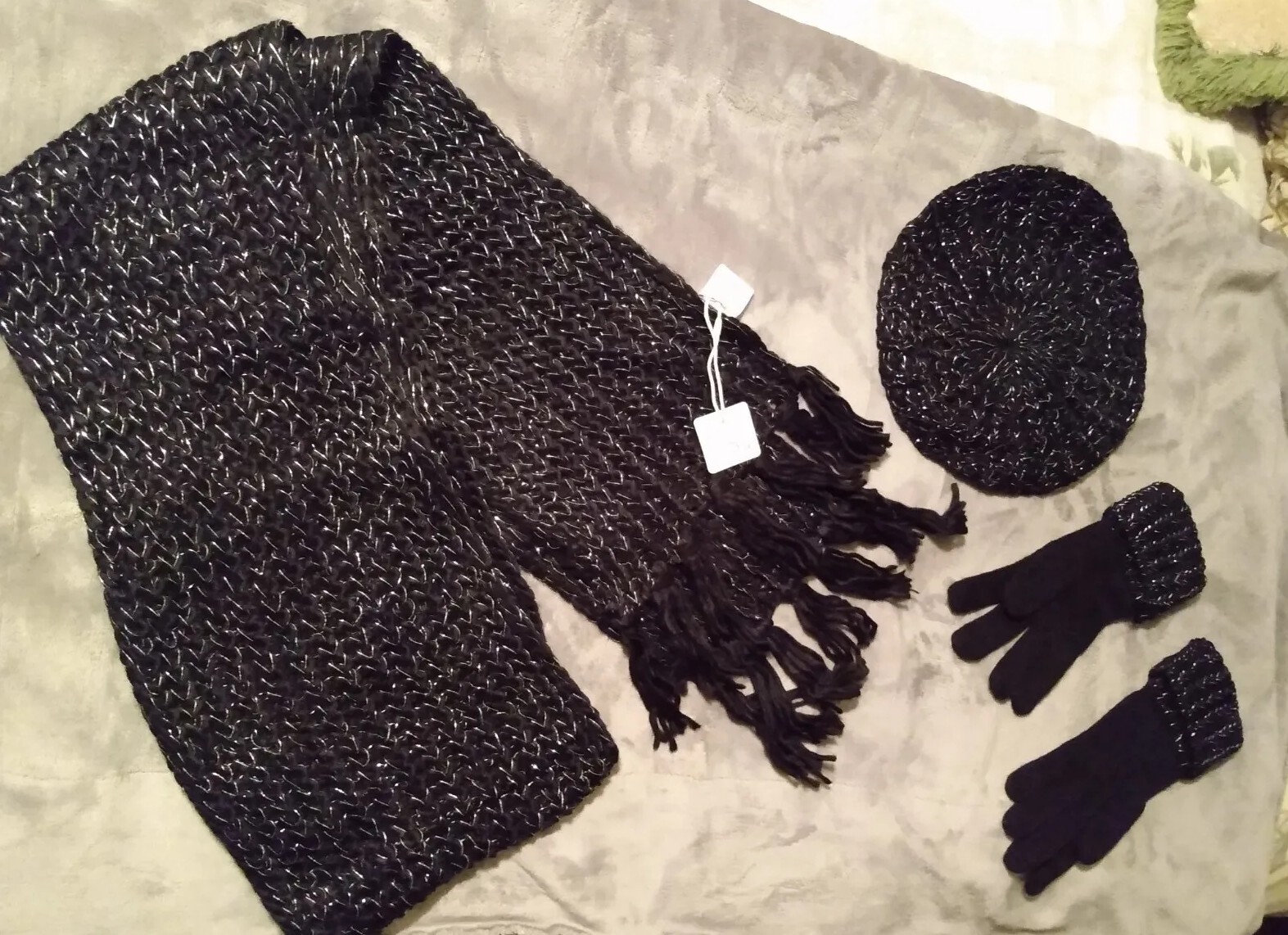 Ladies Olive Street Scarf Hat Glove Set 100% Acrylic