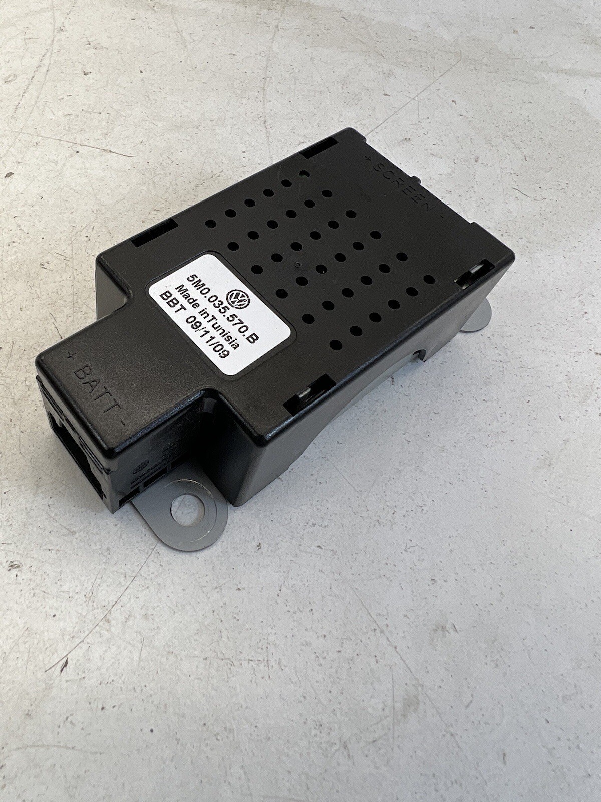 2010-2014 Volkswagen Golf Supression Module OEM.