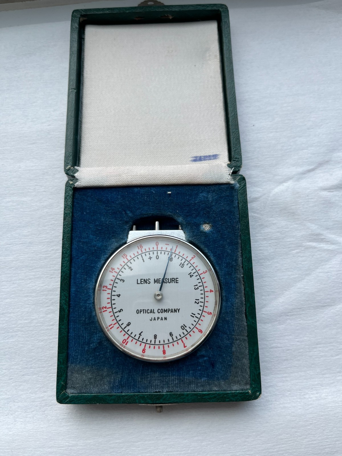 Lens Measure Optical Tool. Diopter Gage