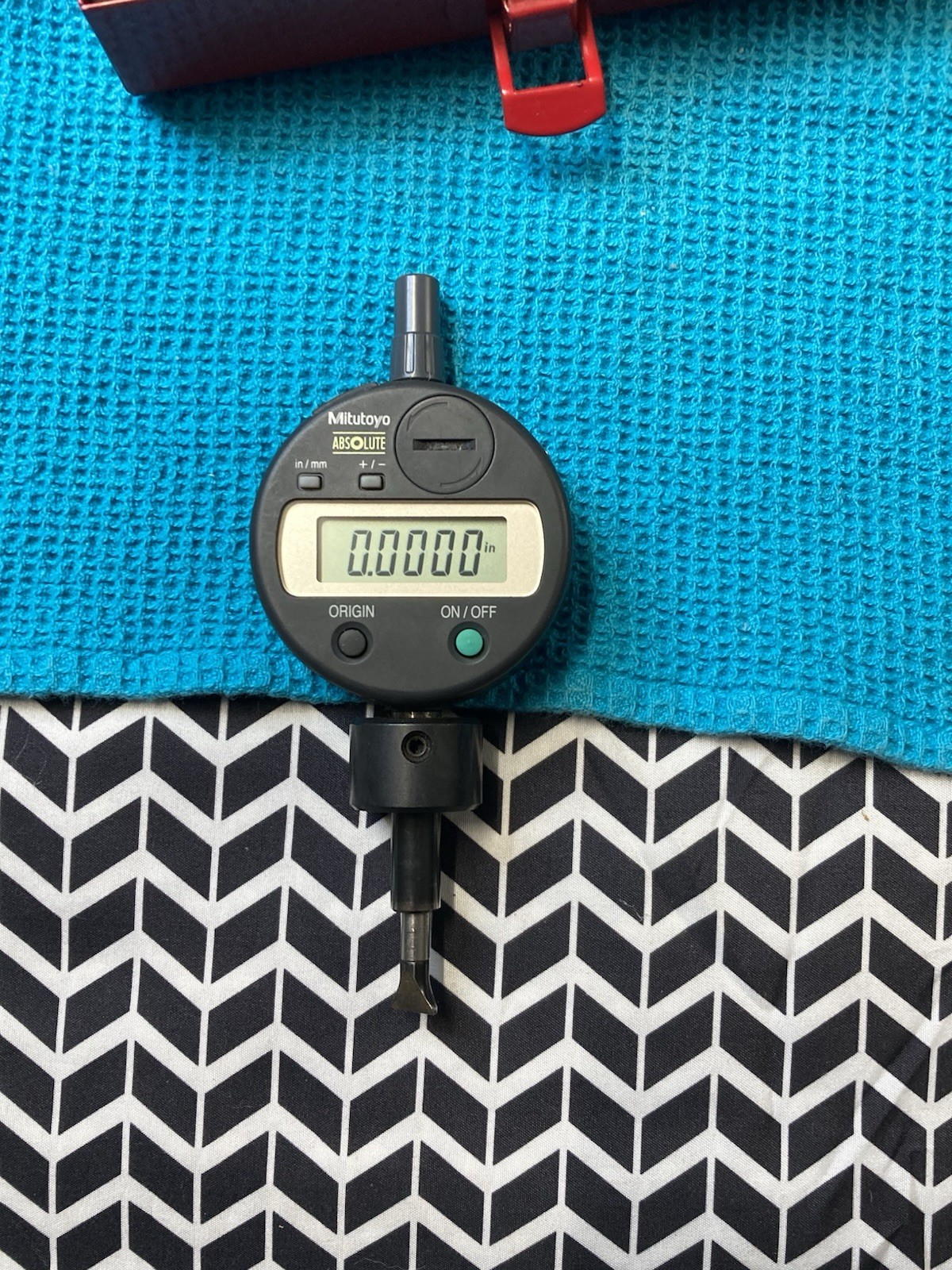 MITUTOYO 543-683B, Model ID-S1012EB Digital indicator Absolute With Case