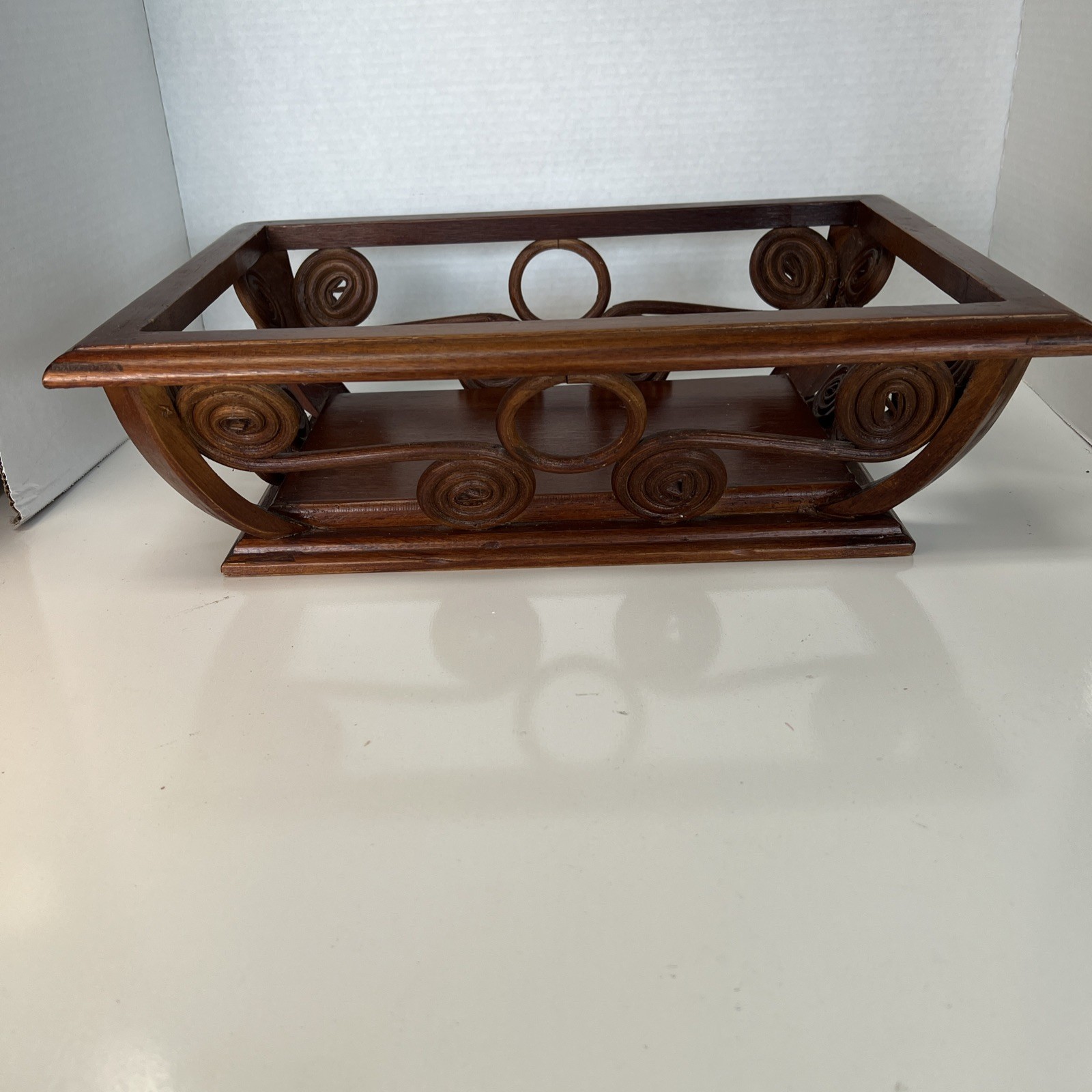 Wood And Reed Centerpiece Basket Rattan Swirl Style