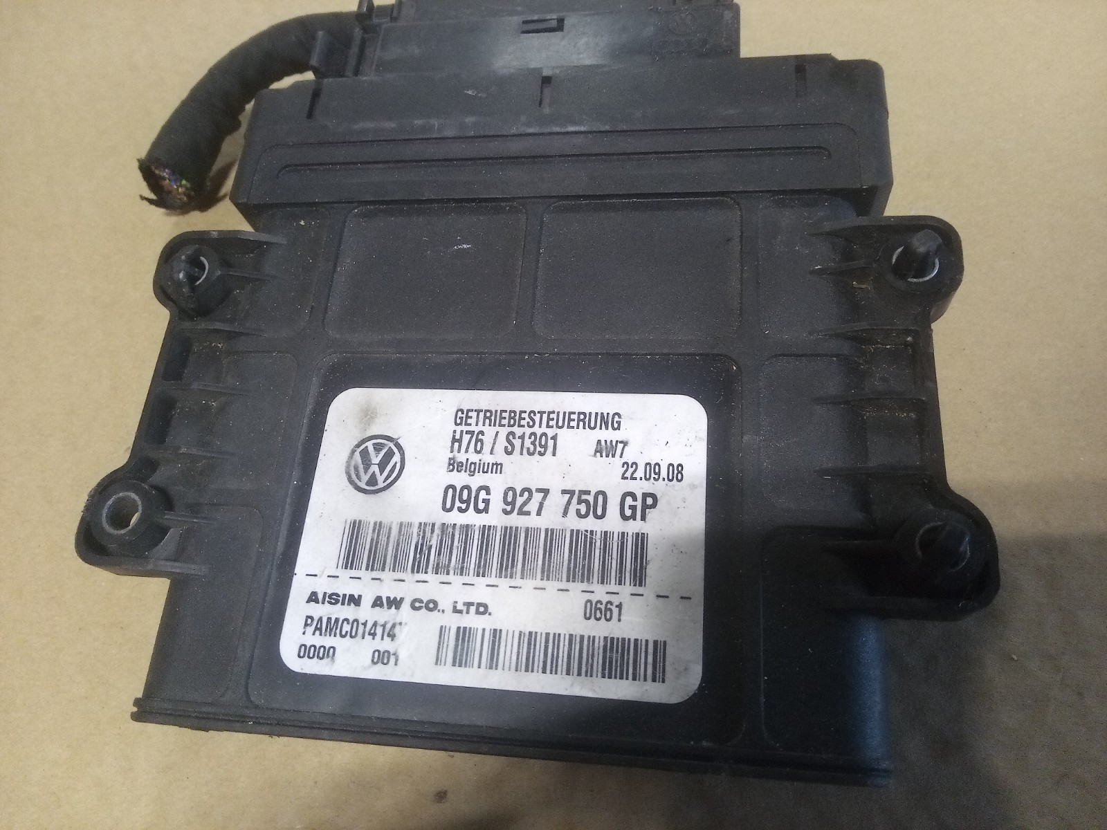 2009 Volkswagen Passat CC Transmission Control Module TCM 2.0L 09G927750GP