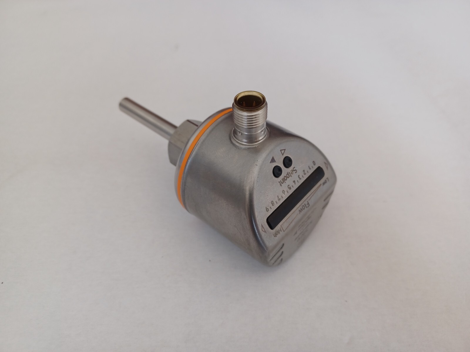 IFM electronic flow sensor SI5010 / SID10ADBFPKG/US new without original packaging