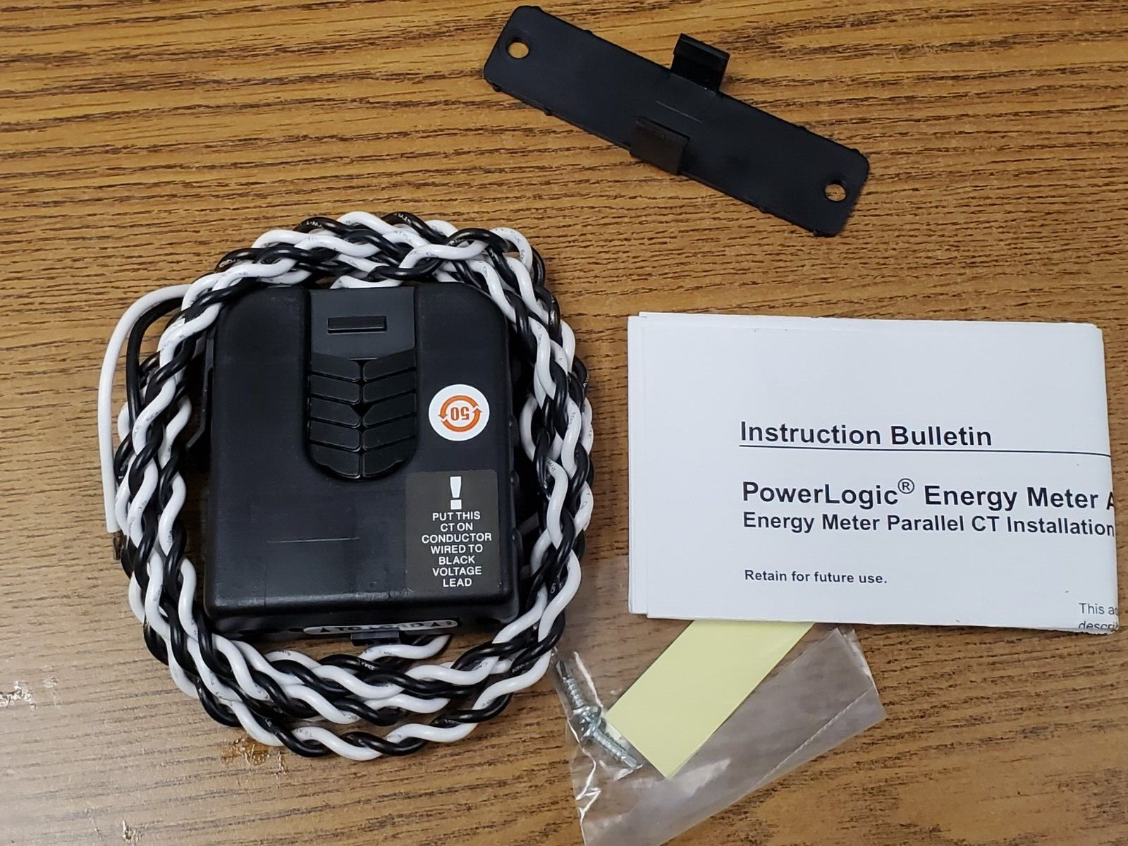 SCHNEIDER ELECTRIC EMCT021 split core current transformer  SQUARE D  200amp