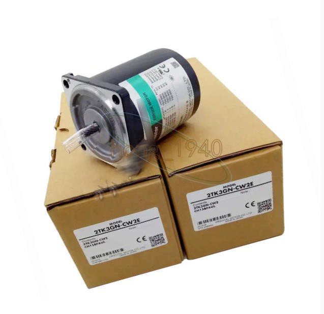 One Oriental Motor 2TK3GN-CW2E motor New