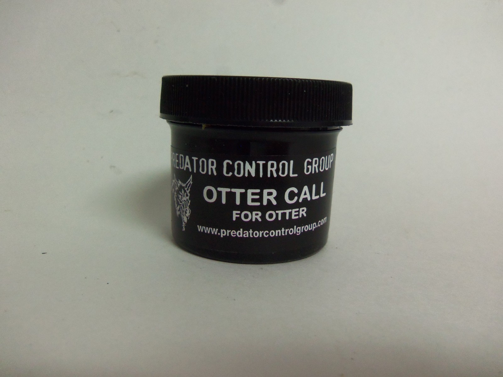 Predator Control Group "OTTER CALL" 2 Oz Traps Trapping Lure Bait PCG