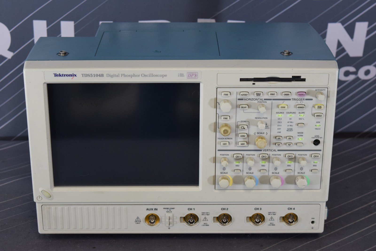 Tektronix TDS5104B Digital Phosphor Oscilloscope 1GHz 5GS/s 4Ch