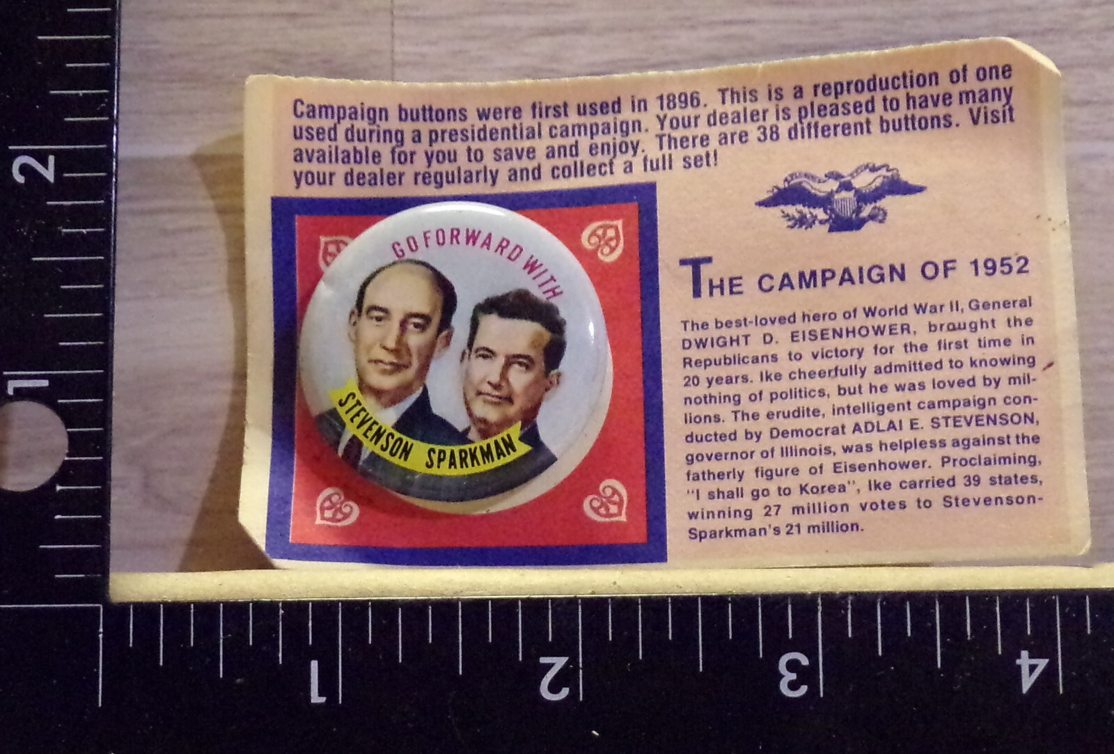 VINTAGE CAMPAIGN OF 1952 STEVESON SPARKMAN NEW ON CARD PIN BACK BUTTON 1972 .