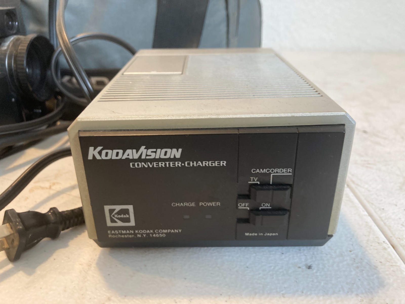 Kodavision Vintage Camcorder 2400- 2000 Series Bundle Case - Untested