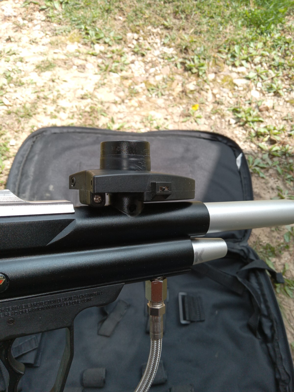 PMI Piranha R6 model 8810 paintball marker