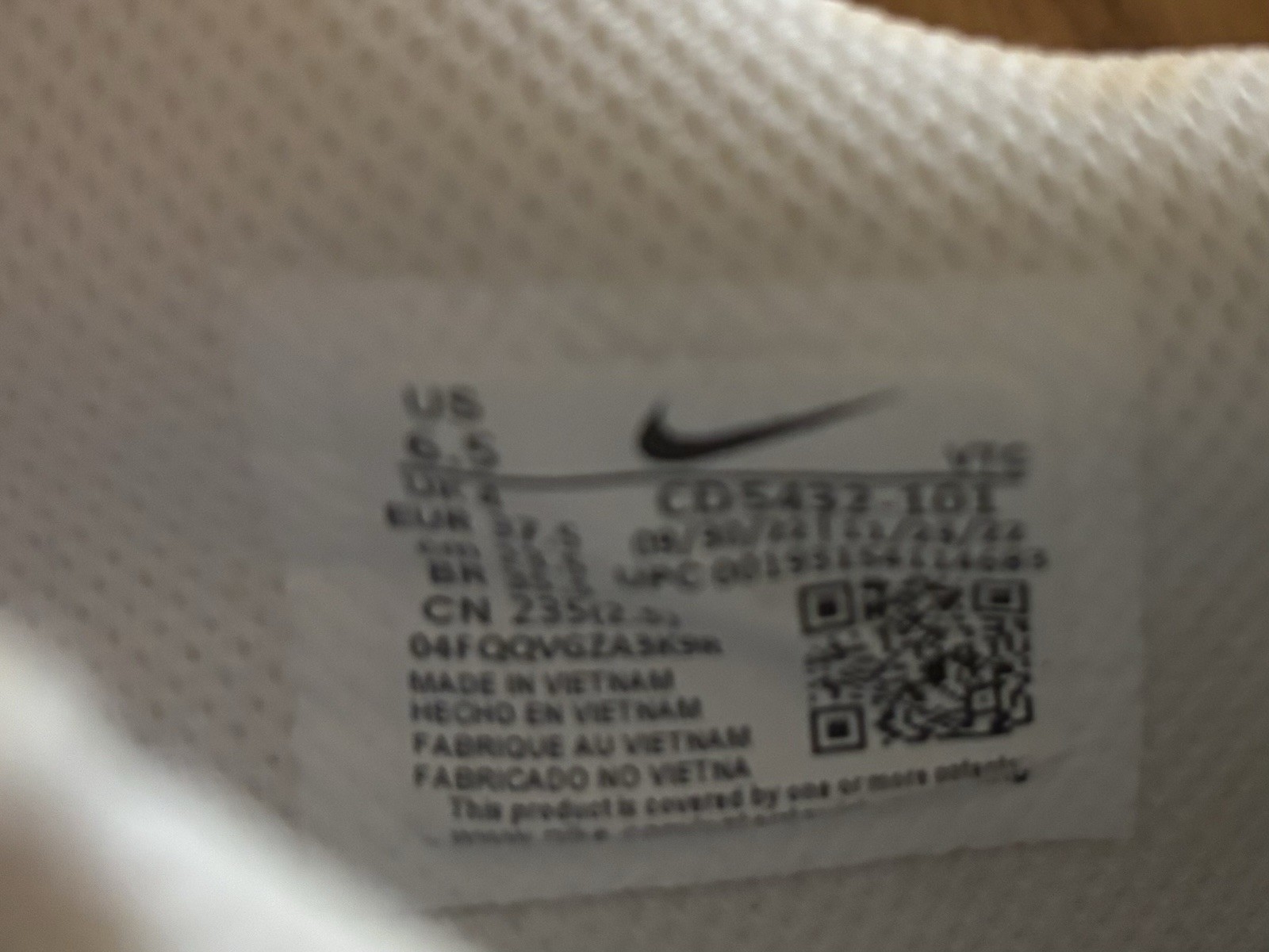 Nike Air Max Excee White Size 6.5