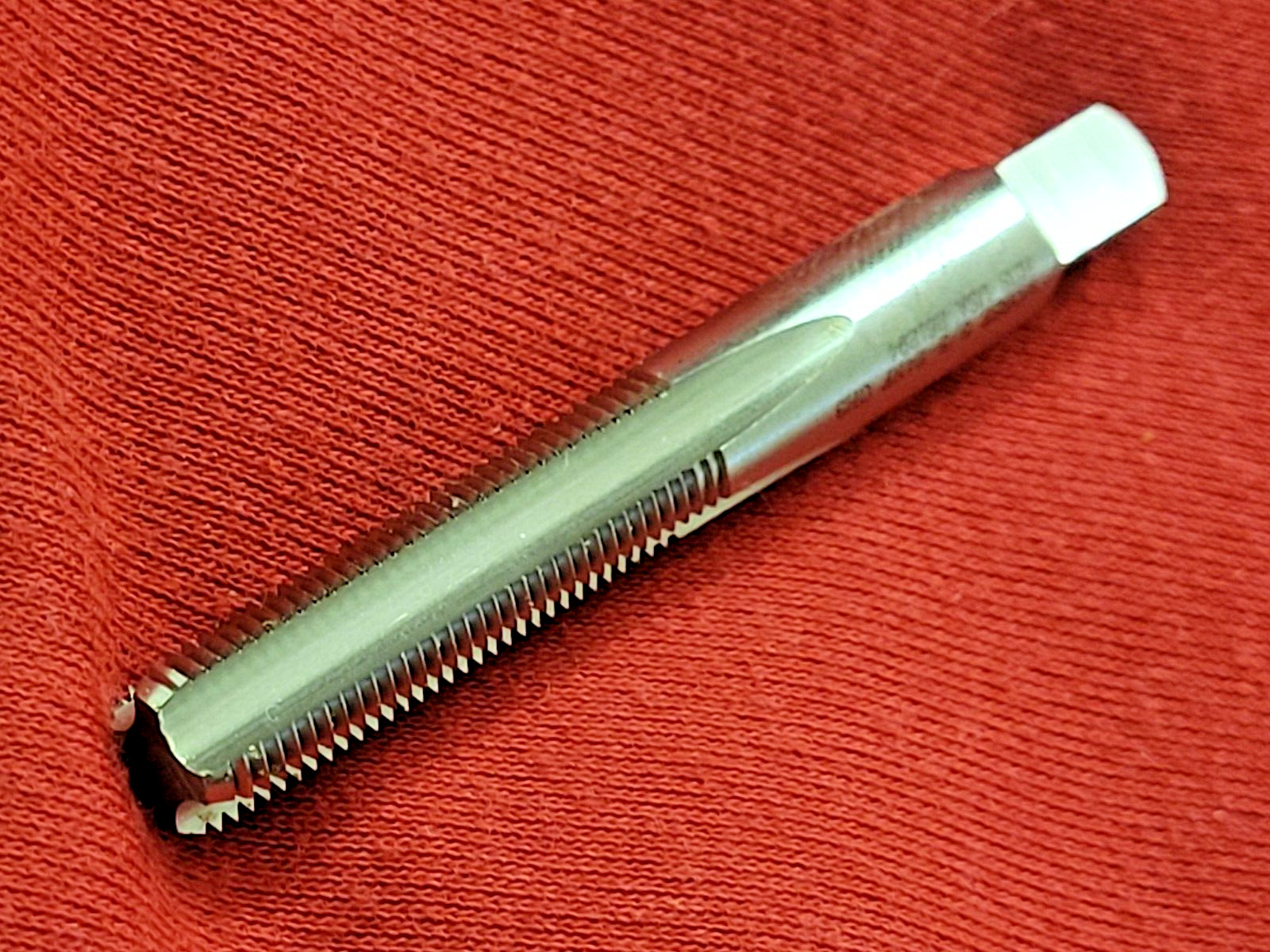 3/8-24 NF Bottom Hand Tap Morse MT3732631 HSS RH GH3 USA 4 Flute