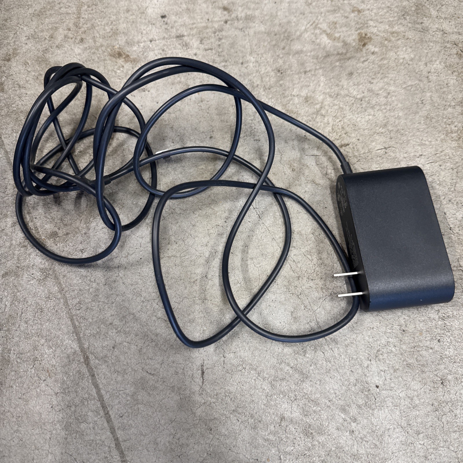 HTC Base Station / Link Box AC Power Adapter TC NE30W-US 12V 2.5A