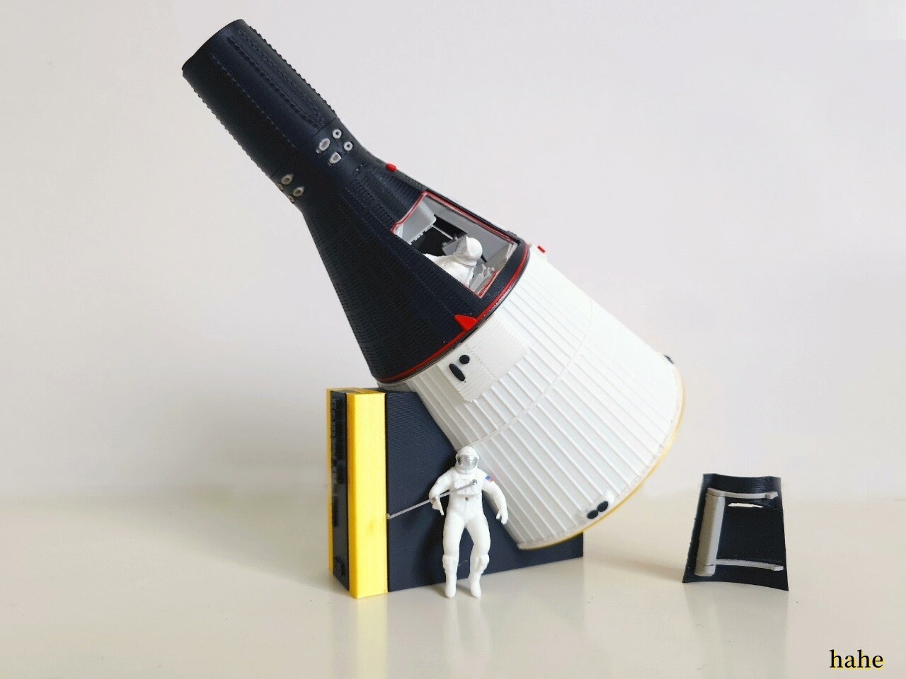 New 1/32 7.6'' High Gemini Manned Spacecraft 3D Printed Plastic Finished Model