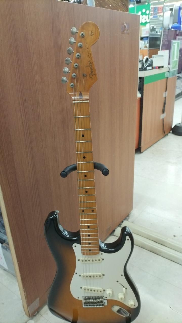 FENDER JAPAN Electric Guitar St57-53 Used
