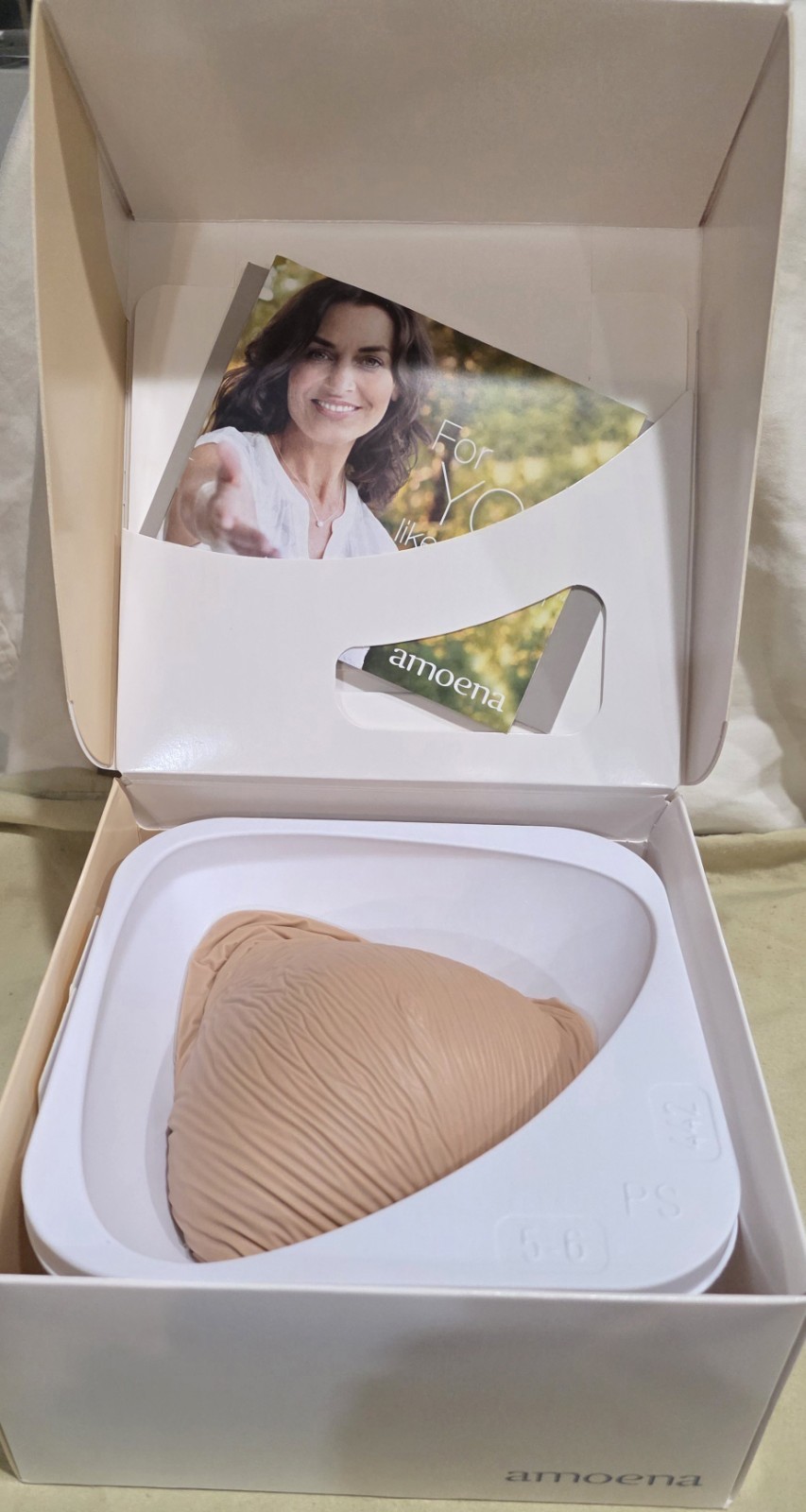 Amoena Essential Deluxe Light 25 Breast Form 247 Size 6