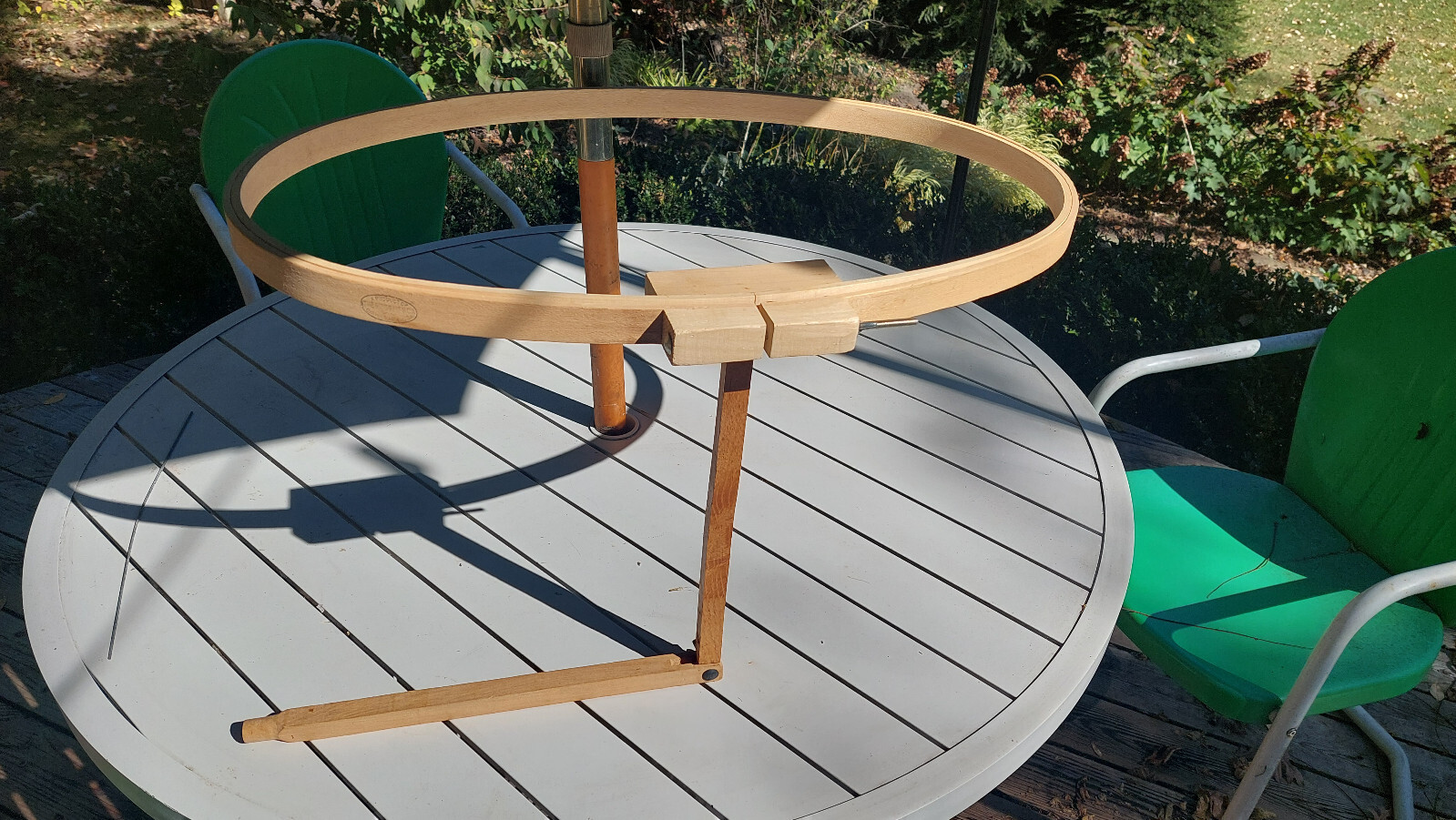 Vintage Gibbs Oval Quilting Hoop Frame With Stand plus Original Box