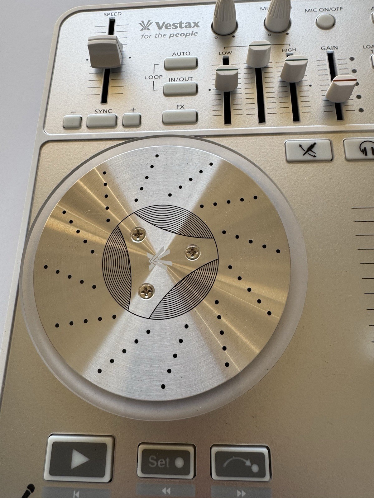 Vestax Spin DJ controller With Original Box