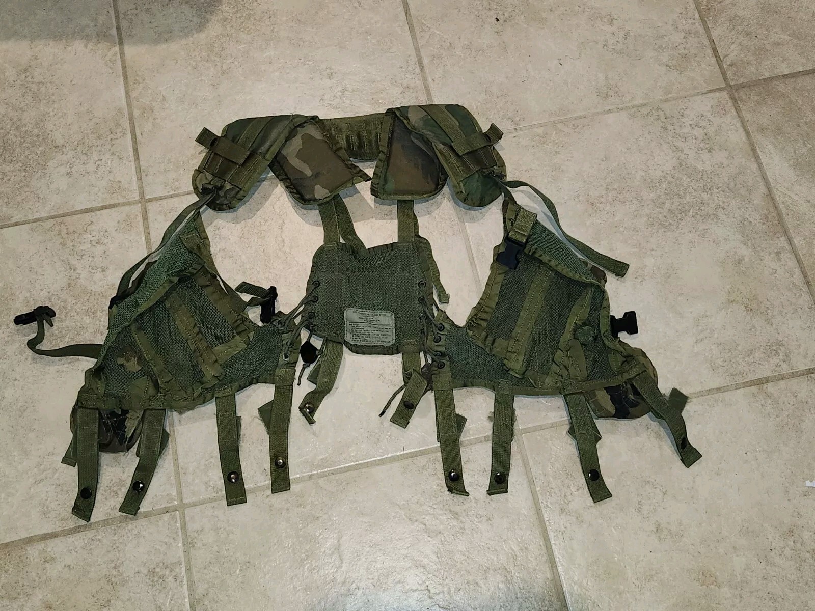Military Tactical Load Bearing Vest Woodland Camo 8415-01-296-8878