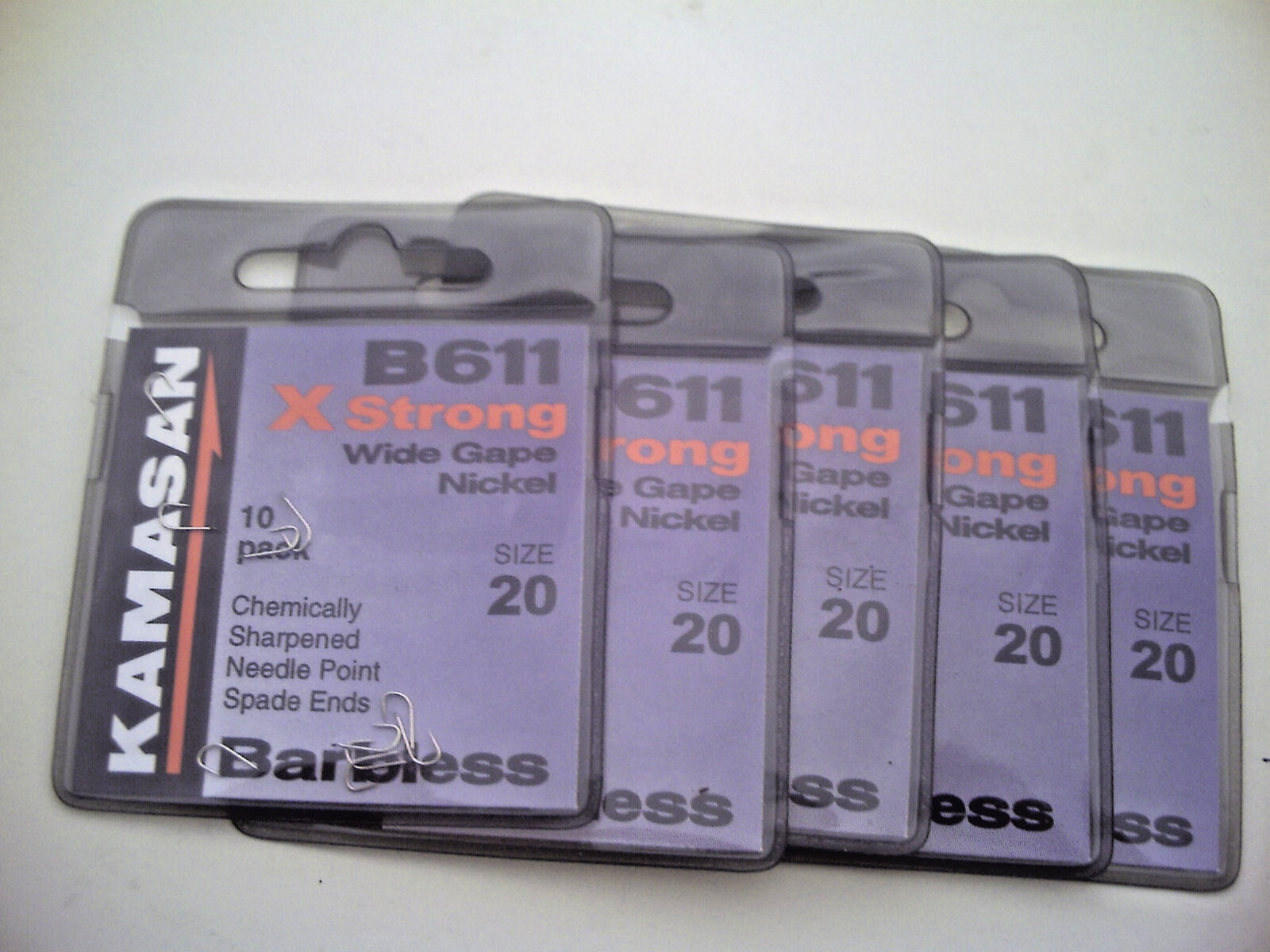 50 x Kamasan B611 Barbless Spade End Hooks. Size 20.  For Chub,Perch & Roach.