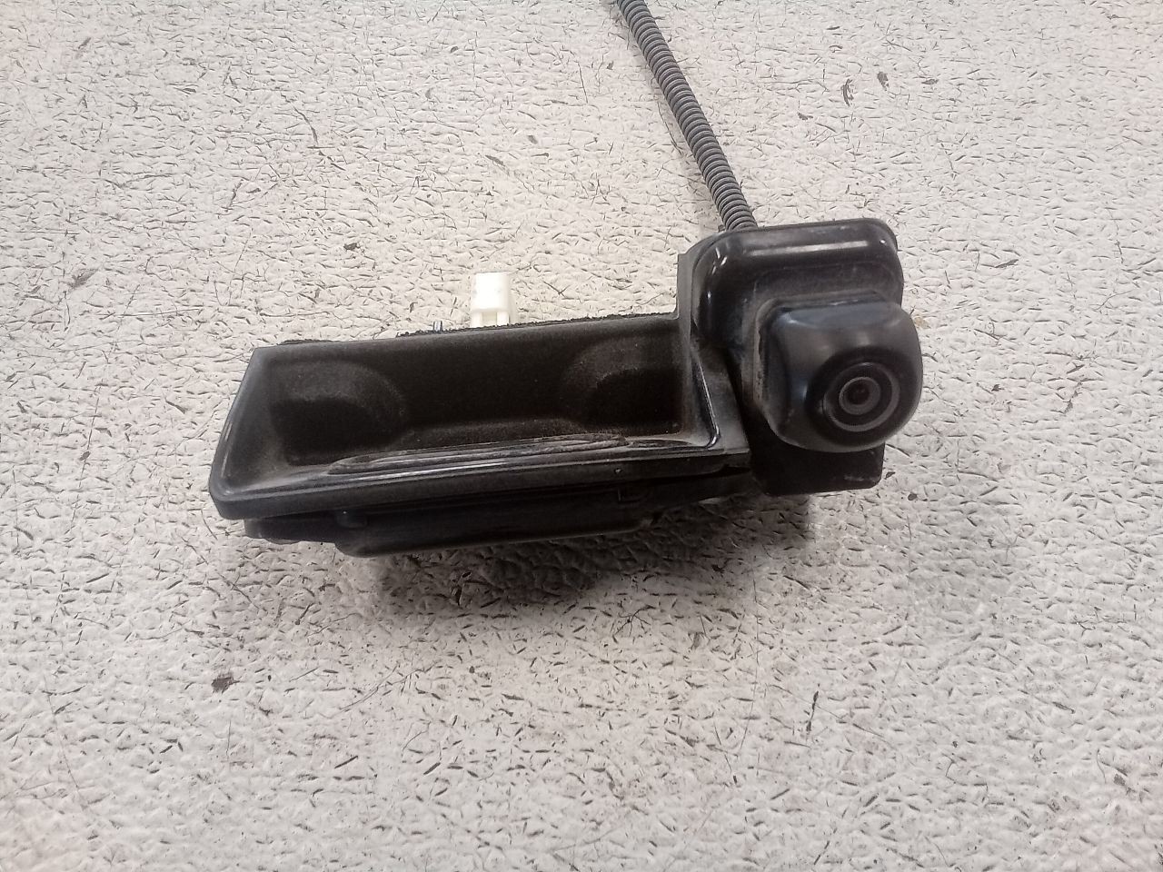 Camera/Projector Rear Gate Camera EX-L Leather Fits 11-13 ODYSSEY 321435