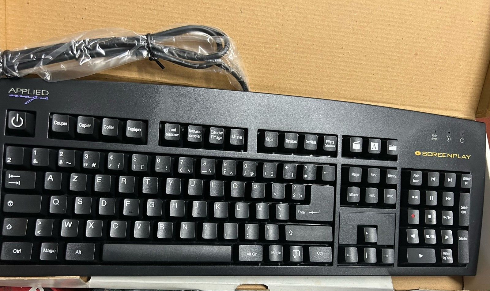 Black French European Europe AZERTY keyboard Ps/2 or USB NEW in BOX windows