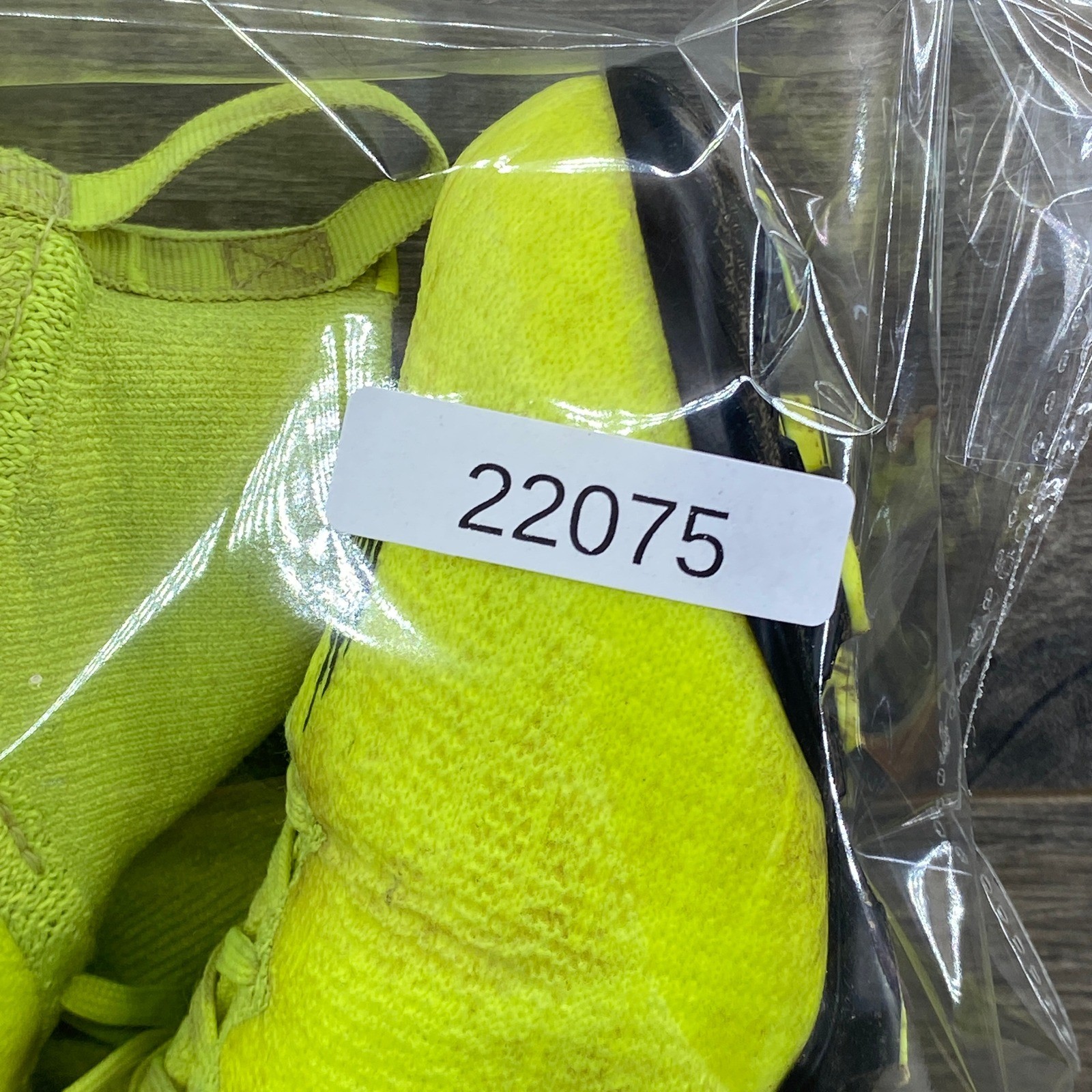 Nike Mercurial Superfly 6 Elite AH7340 Soccer Cleat Neon Yellow Mens 6 Flyknit