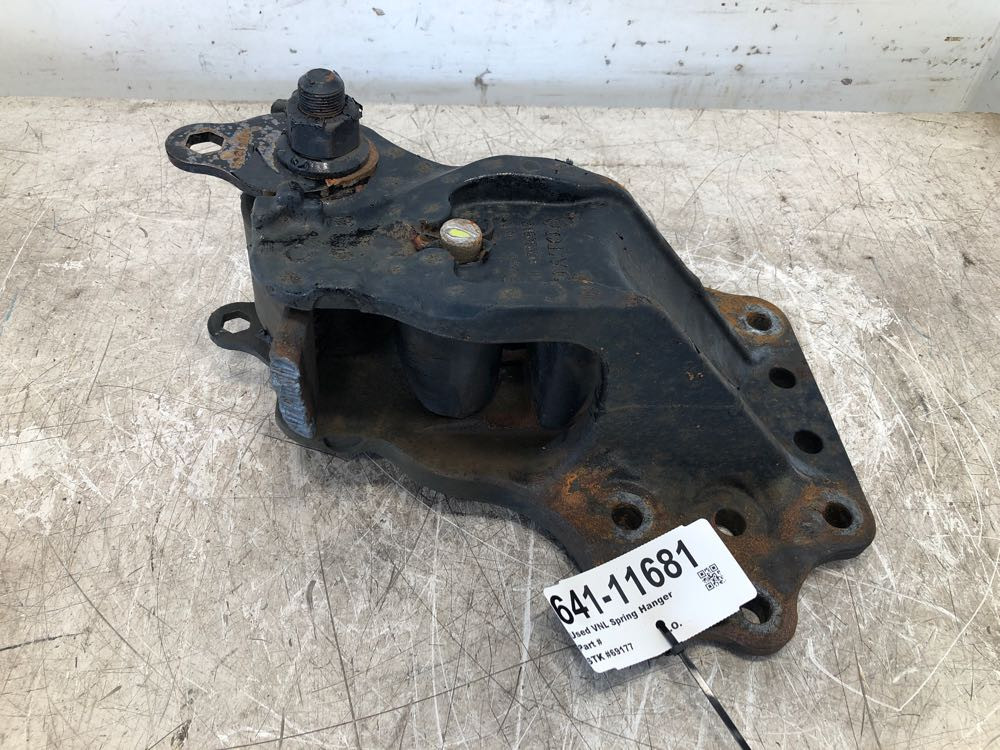 2011 Volvo VNL Gen 2 Suspension Bracket 21525691 (641-11681)