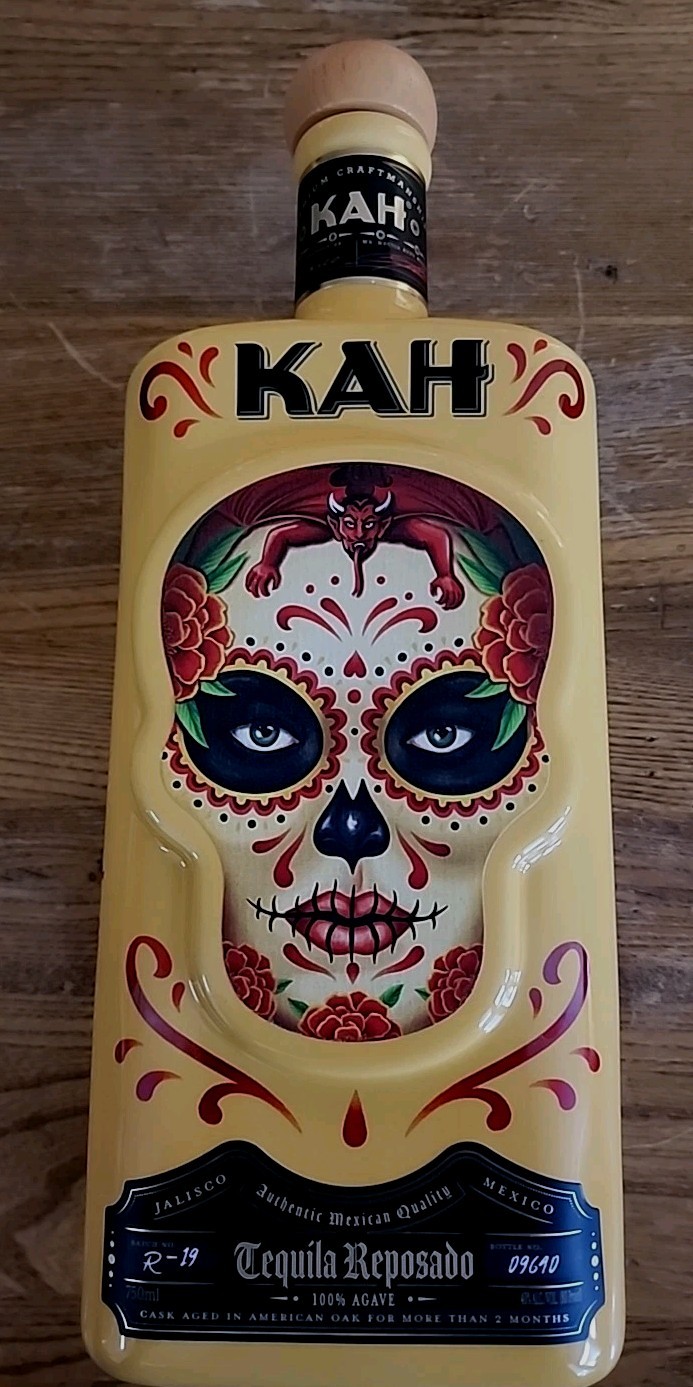 KAH TEQUILA REPOSADO RARE BOTTLE  Excellent Condition, Bottle Only.