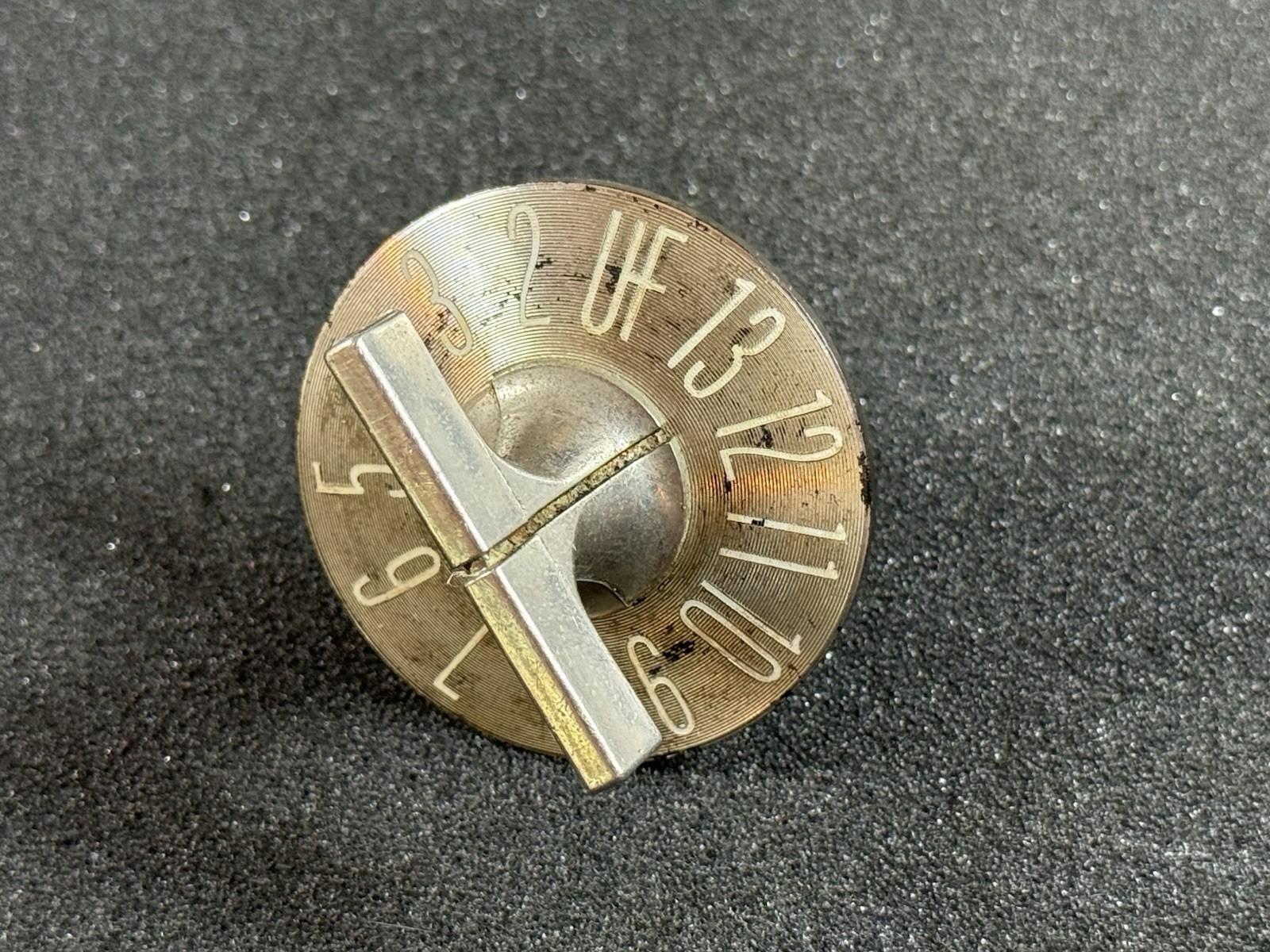 Vintage UHF Television Channel Selector Knob Numbered Dial Silver Gray