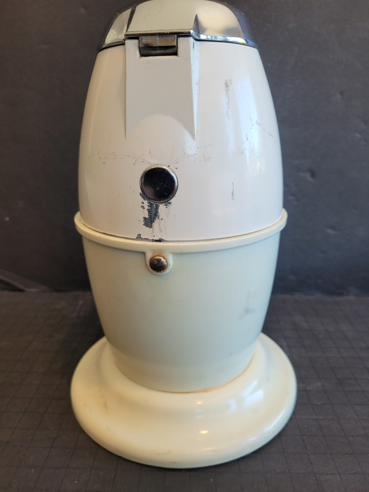 Vintage ICE-O-MAT Hand Crank Ice Crusher