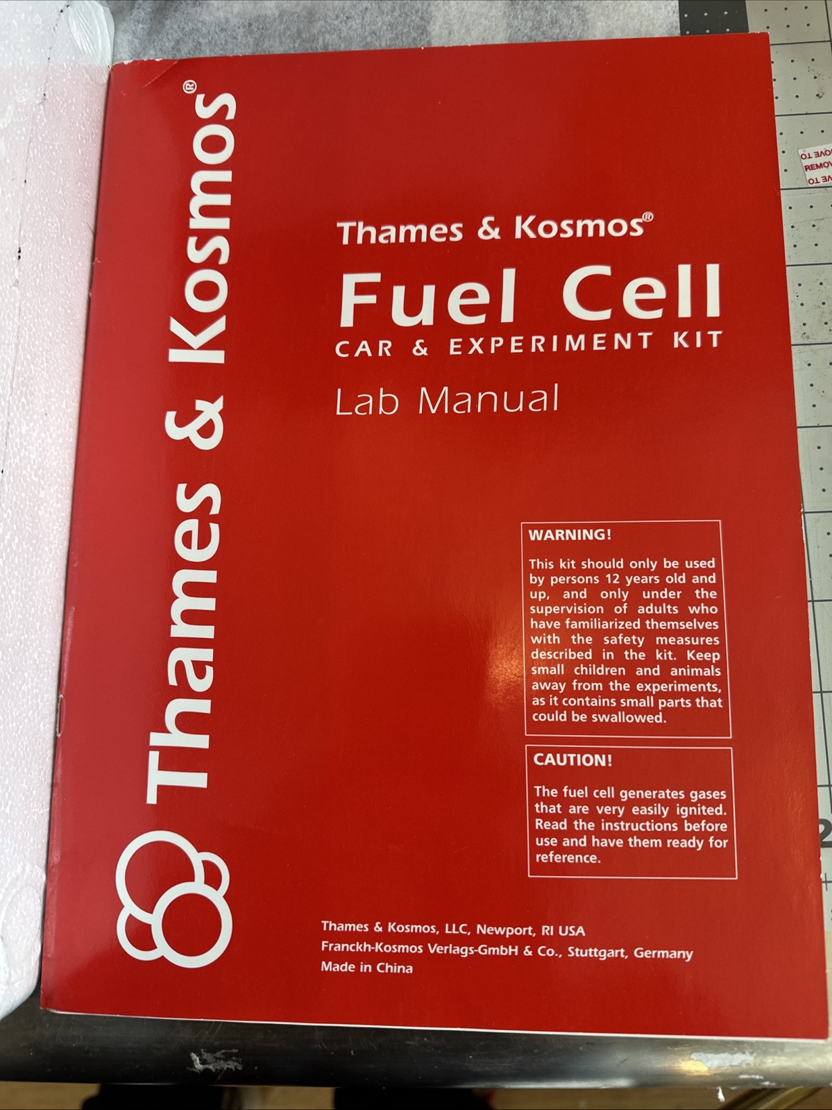 Thames & Kosmos Fuel Cell Car & Experiment Kit – Open Box (Inner Kit Sealed)