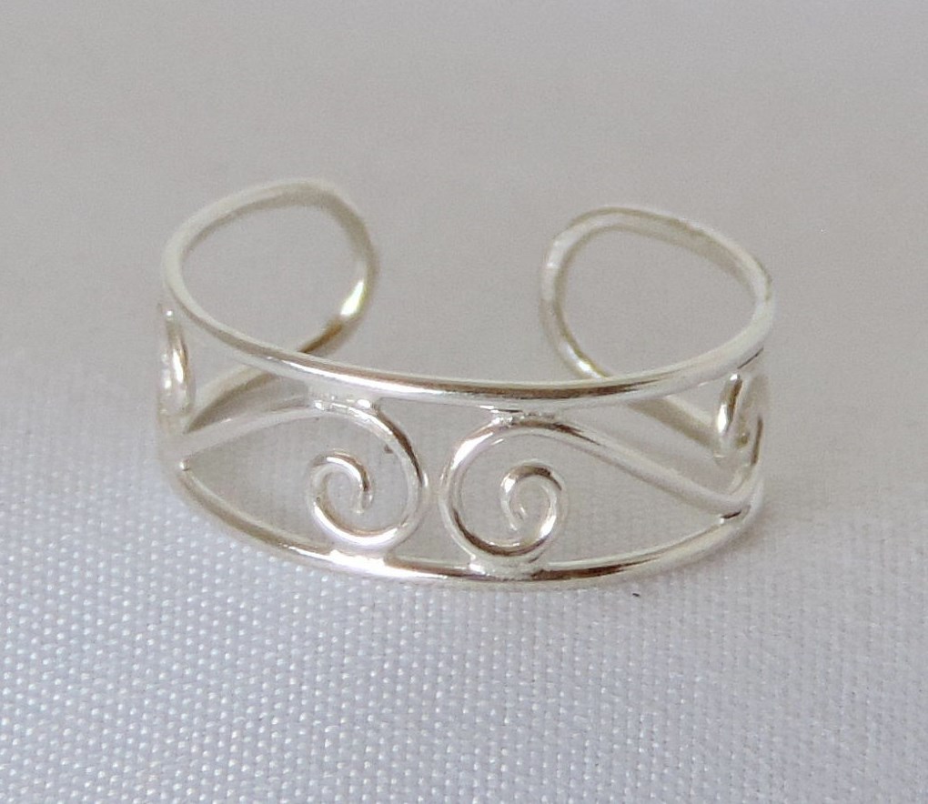 Sterling Silver Wire Swirl Toe Ring Adjustable Handcrafted Polish Finish