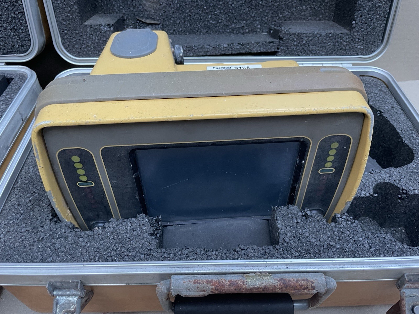 TOPCON SYSTEM FIVE 9901 GPS MACHINE CONTROL BOX 3DMC INCLUDING DISPLAY UNIT 9168