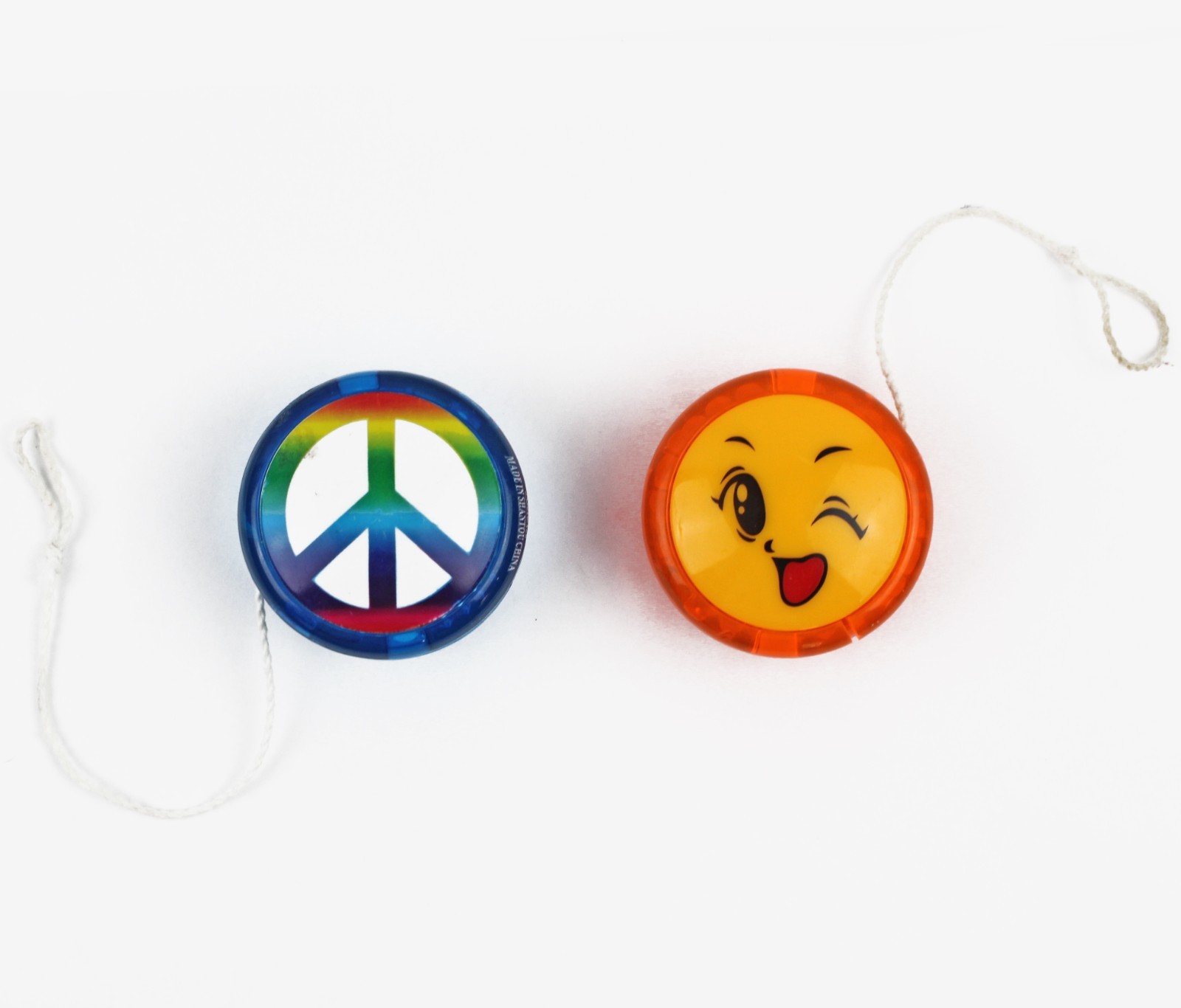 Set of 2 Orange Winking Emoji Face and Blue Rainbow Peace Sign Yoyo Light Up