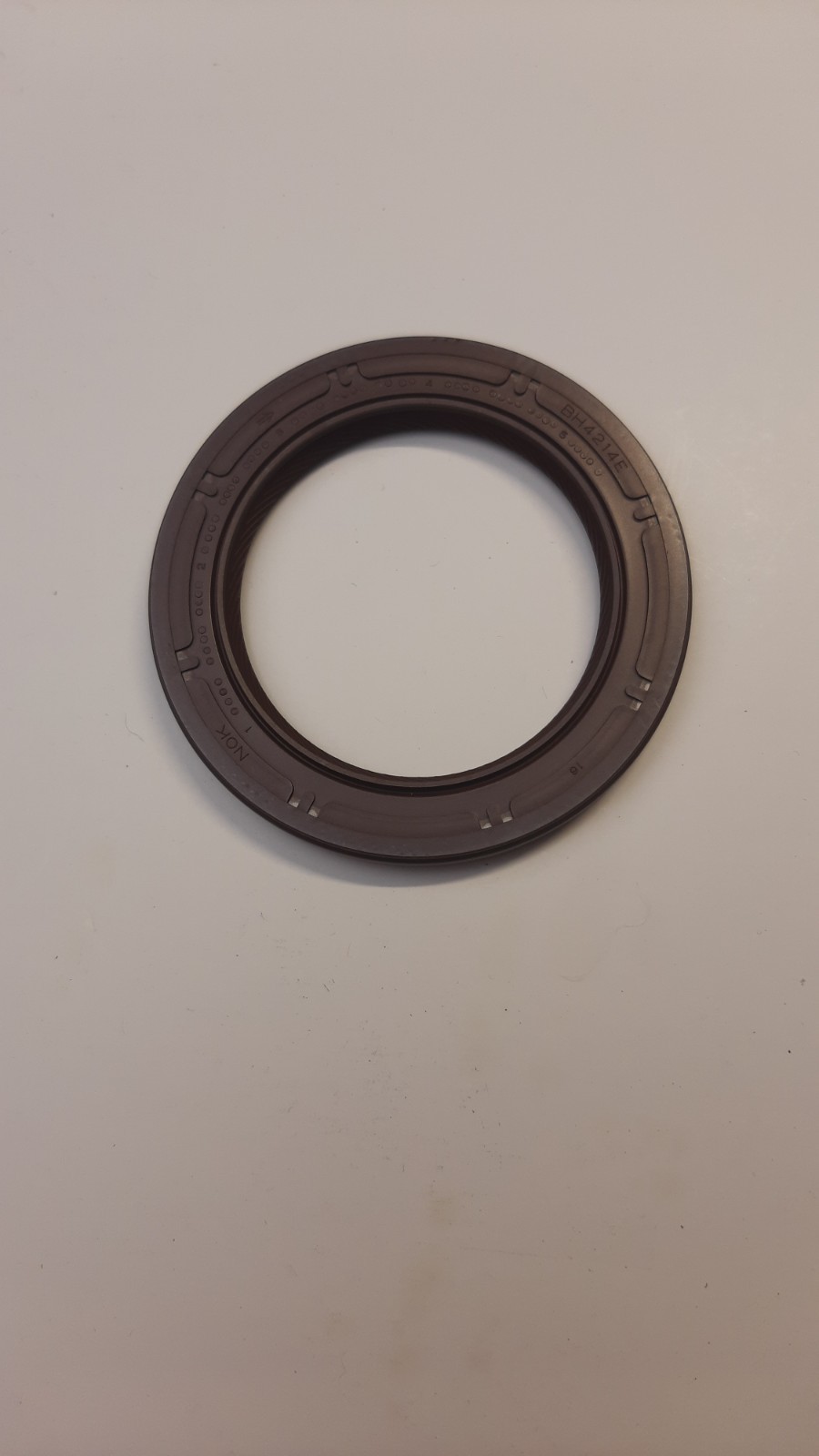 Toyota  OEM Front Crank Seal 1RZ 1RZ 1RZE 3RZFE 2RZ 2RZE 2RZFE  90311-48014