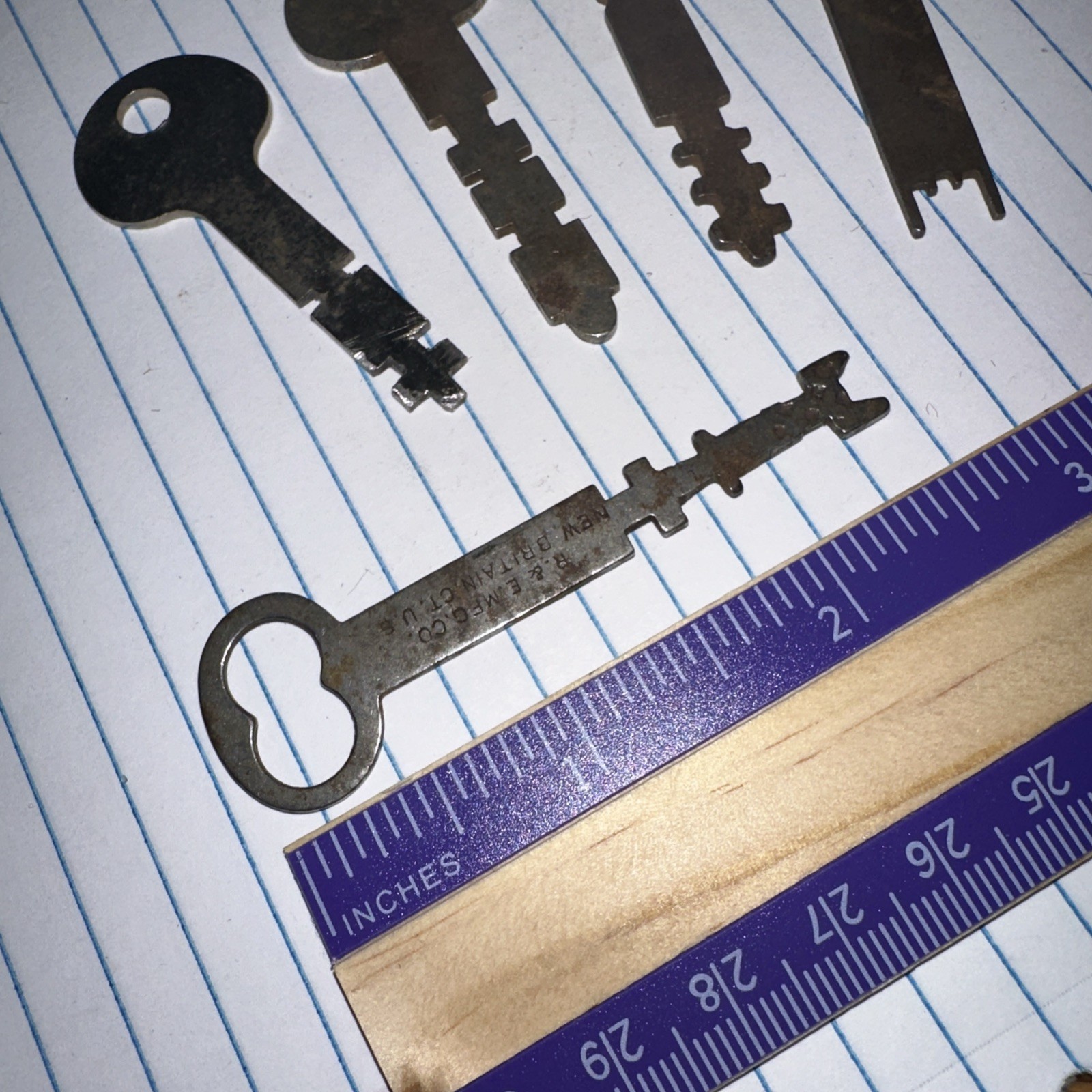 5 Antique Skeleton Keys Flat Unique Shapes