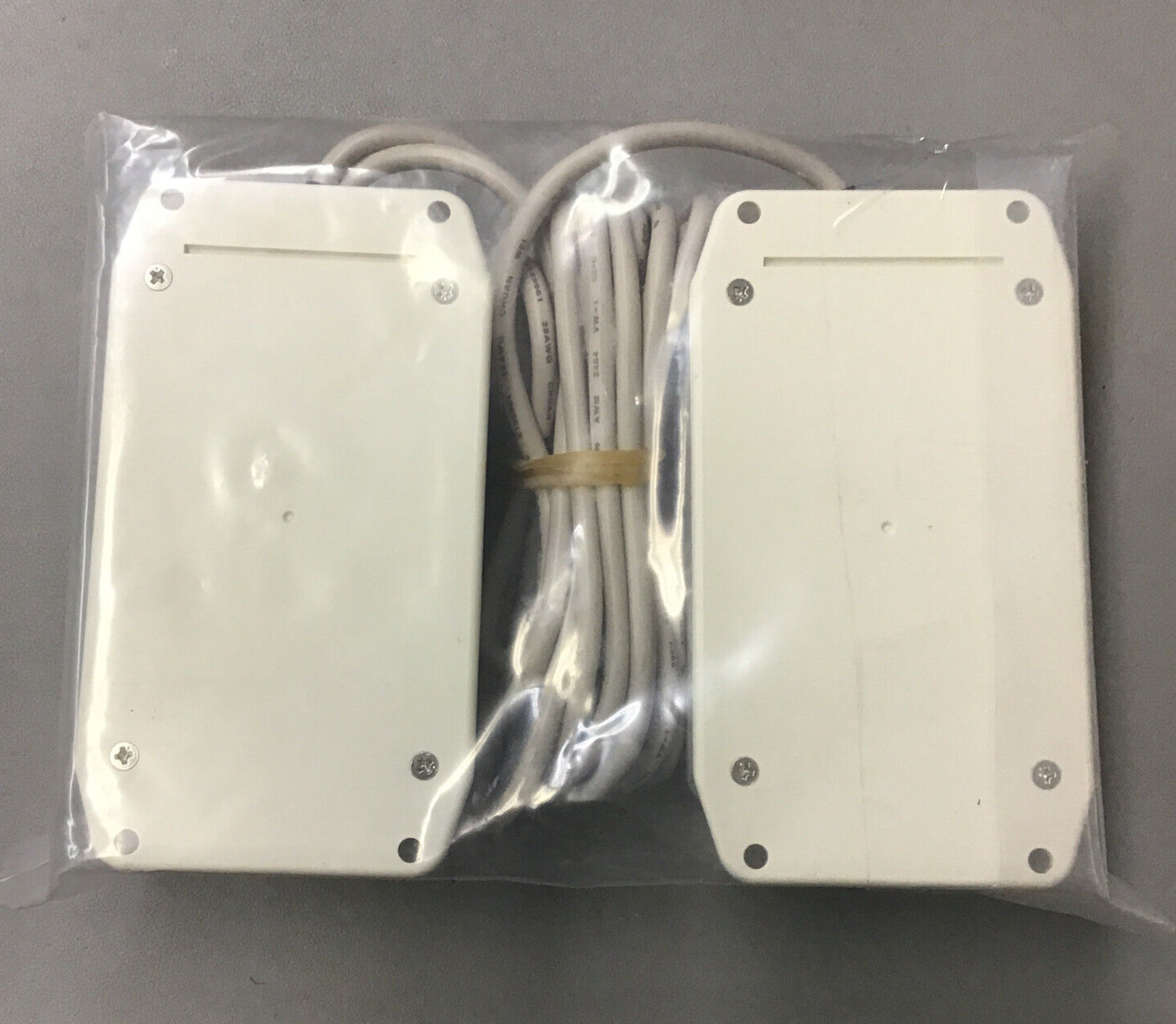 Ikonix DPR-01 Dual Palm Remote Switch (m18)