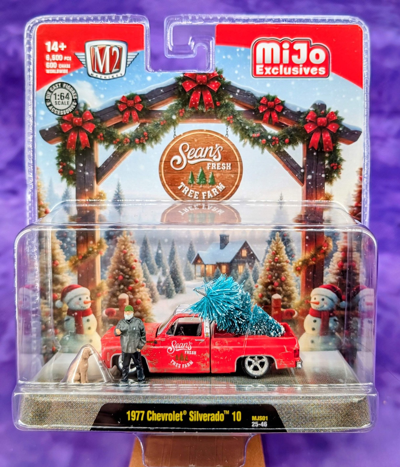M2 Machines 1:64 Diorama Sean’s Fresh Tree Farm 1977 Chevrolet Silverado 10 Squa