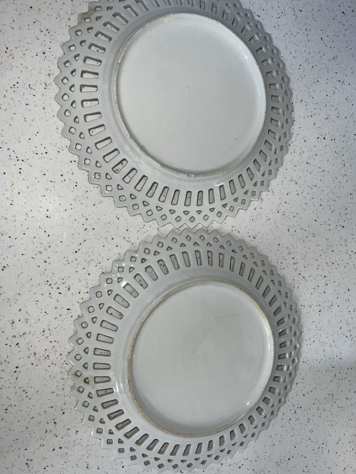 2 Ancientness Porcelain Saxony decrotive porcelain plates