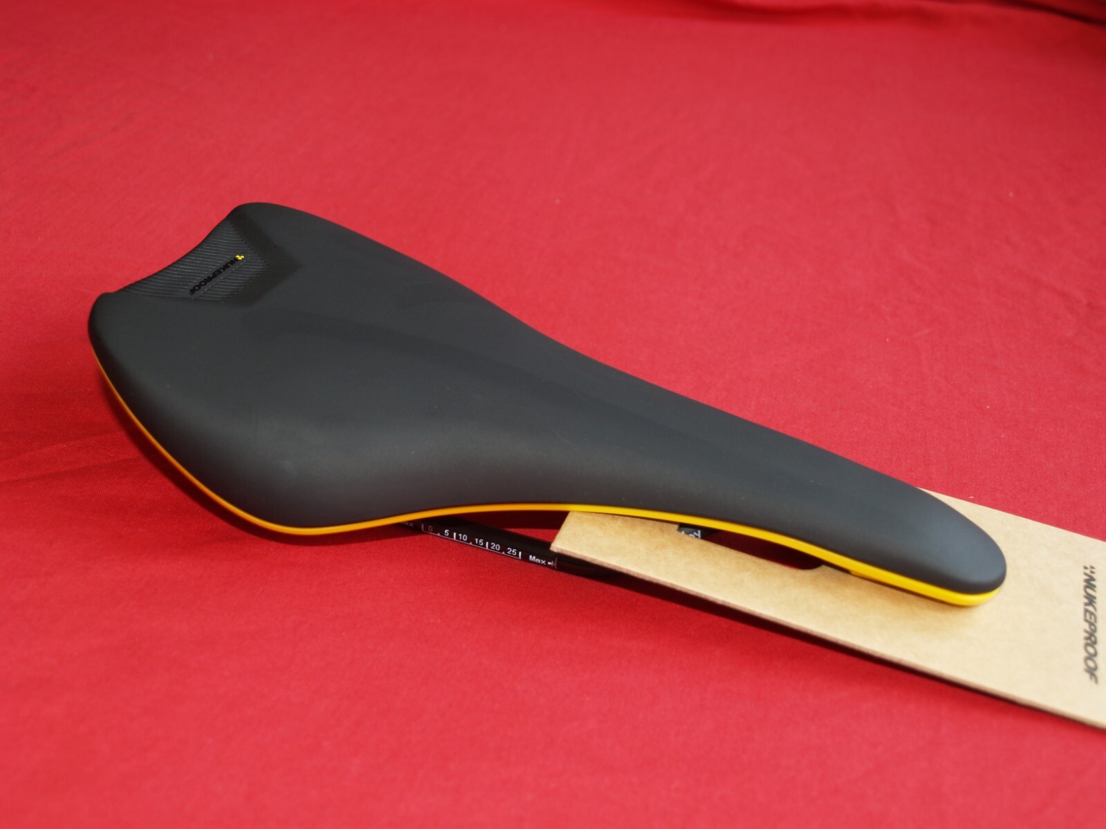 Nukeproof Vector Pro Titanium Rail Saddle Ti Downhill Enduro Race 135mm NEW